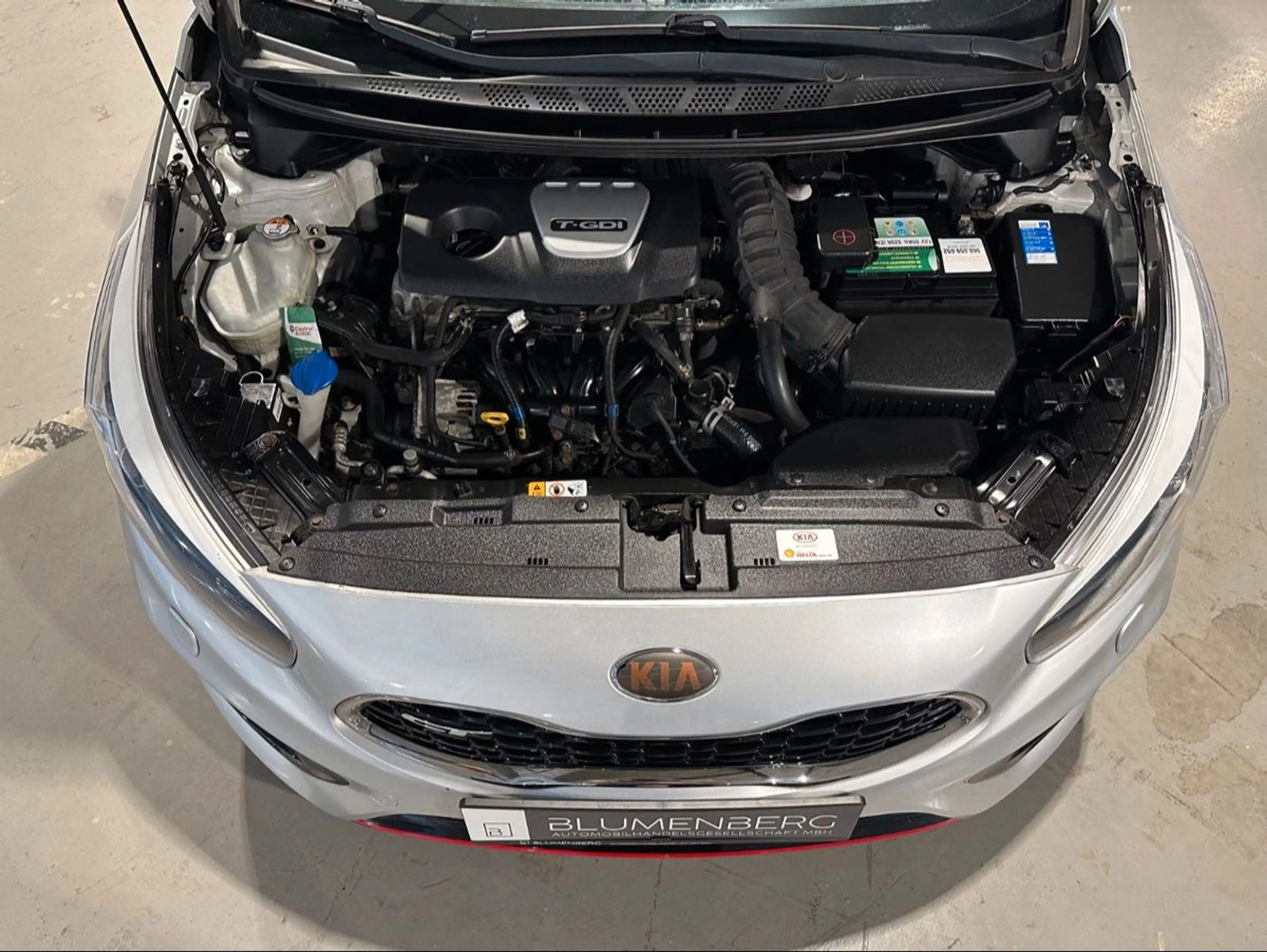 Kia ProCeed / pro_cee'd GT-Track*Pano,Navi,Tempomat* — photo 8