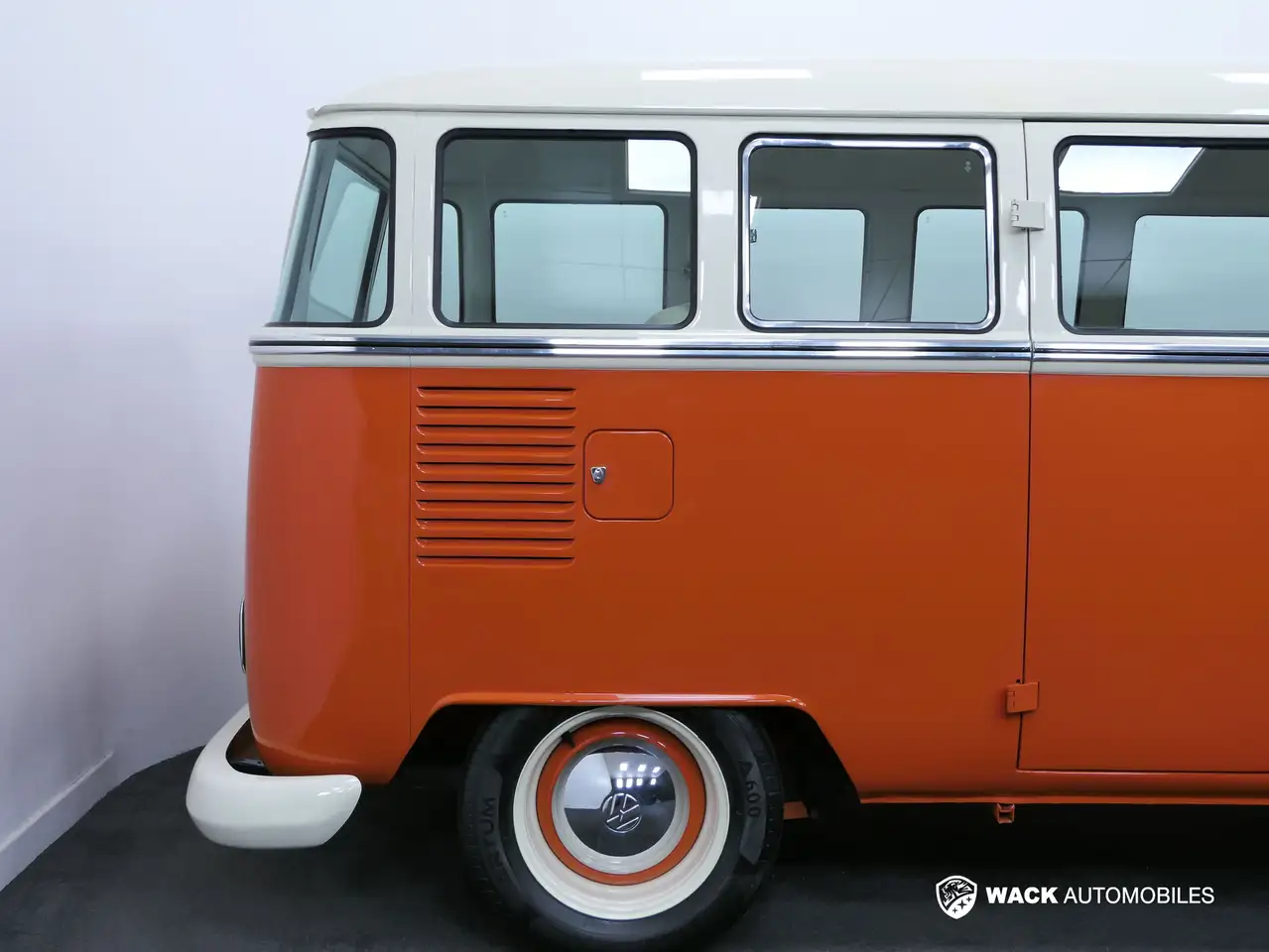 Volkswagen T1 COMBI 1.5L 47 CV T1 / SUPERBE RESTAURATION, foto 3