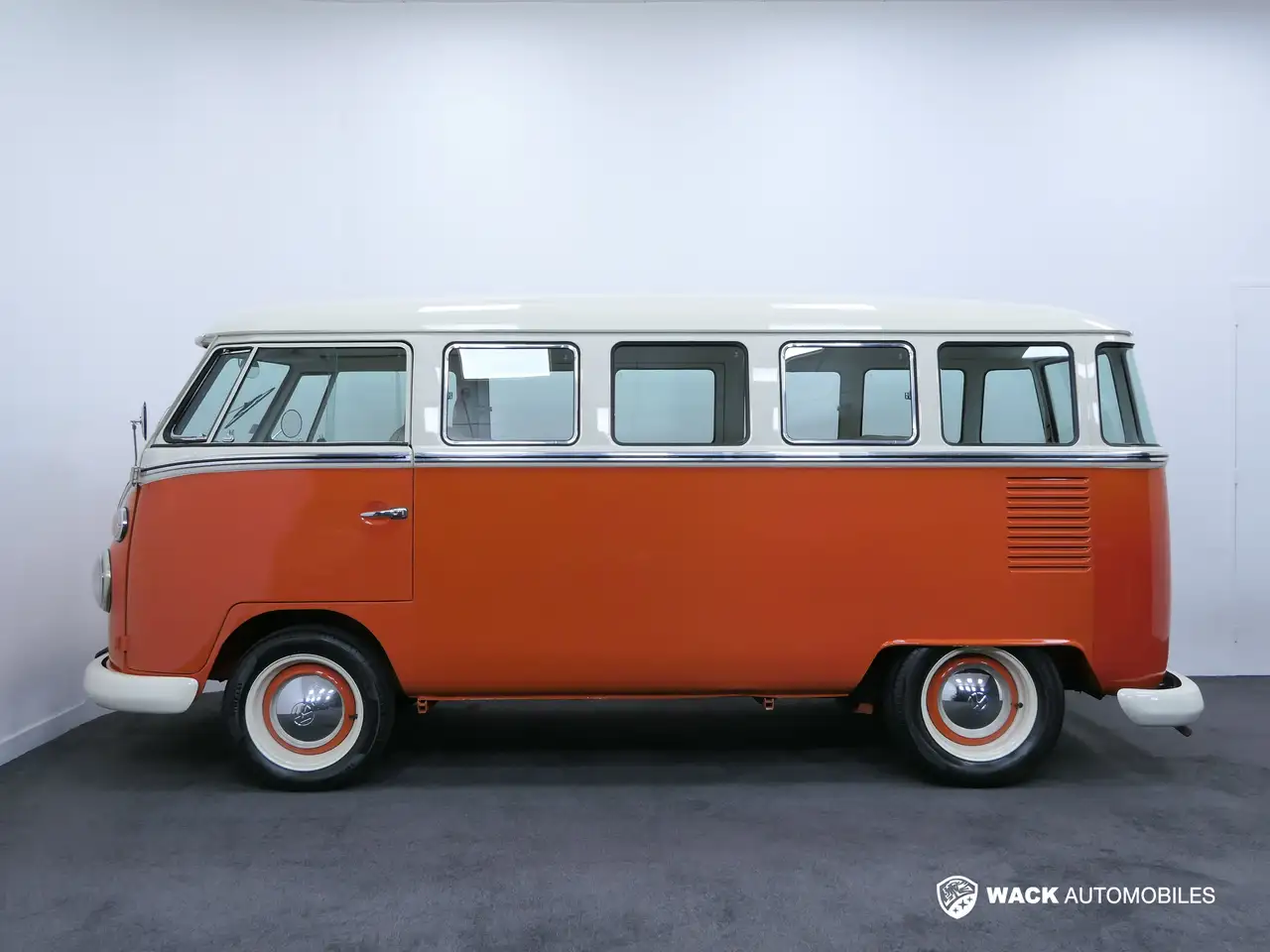 Volkswagen T1 COMBI 1.5L 47 CV T1 / SUPERBE RESTAURATION, foto 8
