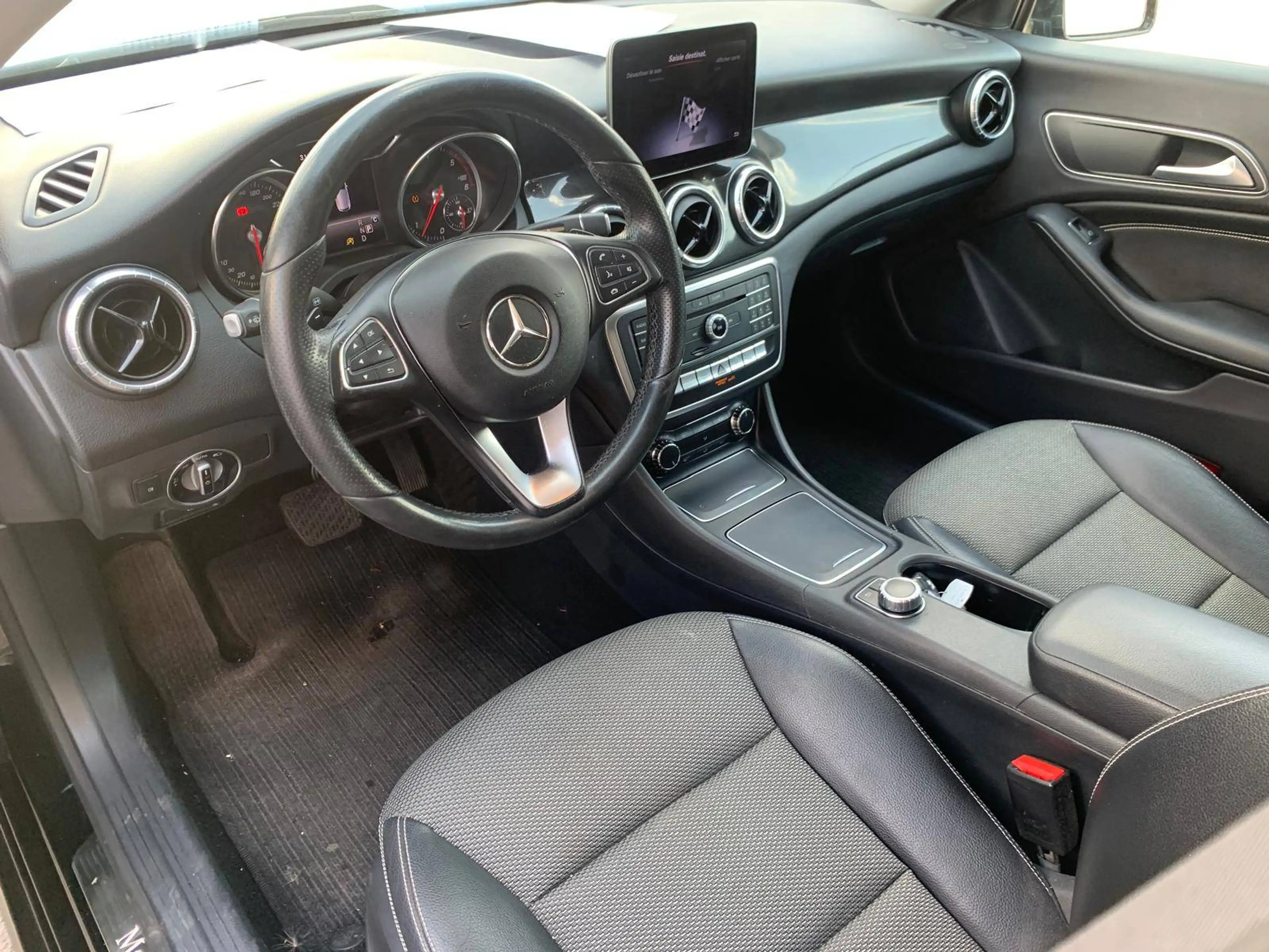 Mercedes-Benz CLA 220 CLA 220 d — photo 6