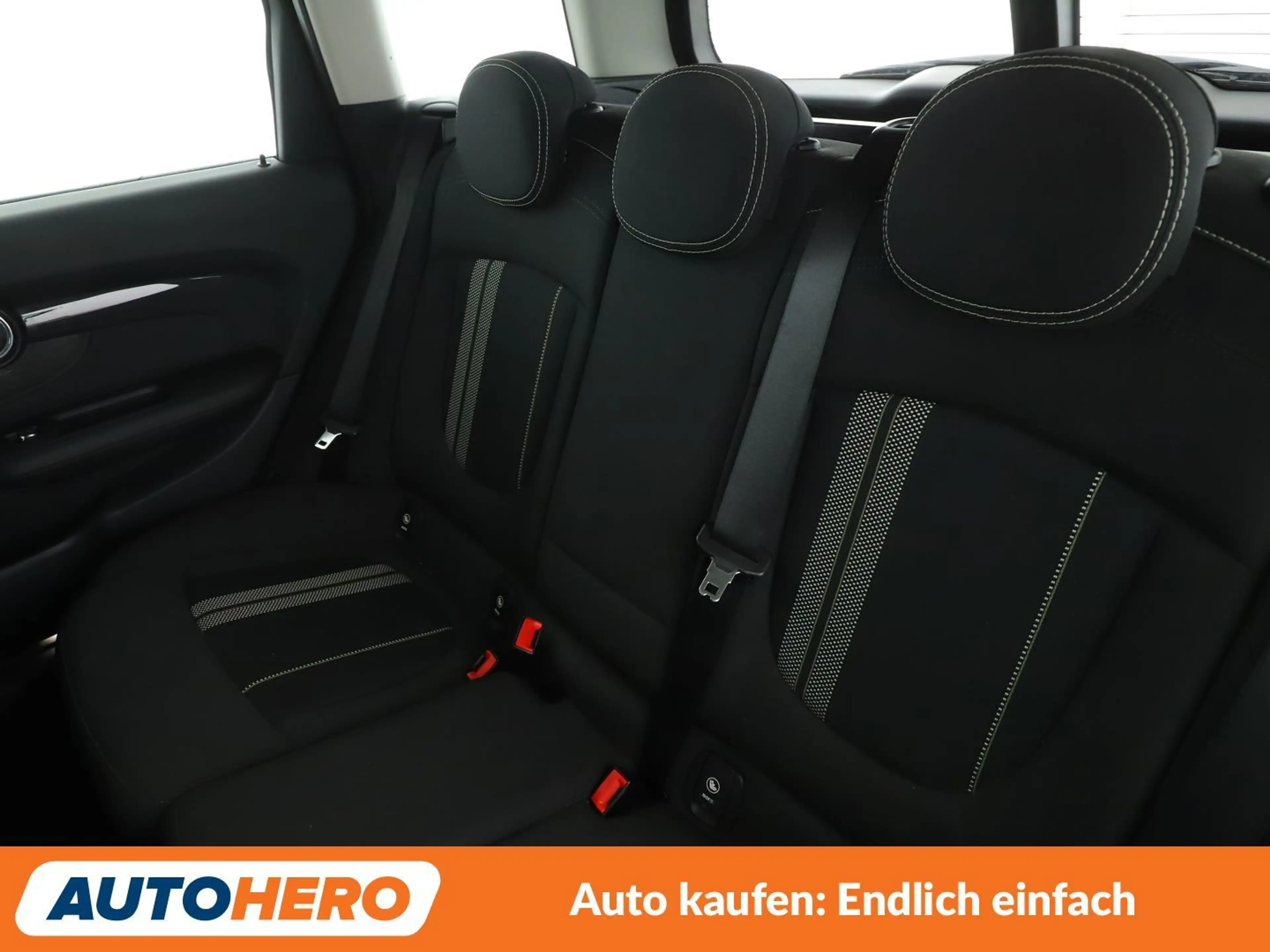MINI One D Clubman One D*ACC*PDC*SHZ*LIM*AHK*ALU*KLIMA* — photo 14