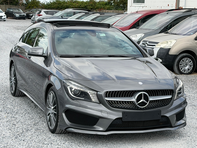 Mercedes-Benz CLA 200 200 d Shooting Break - Automatique - Pack AMG - Toit Pano — photo 2