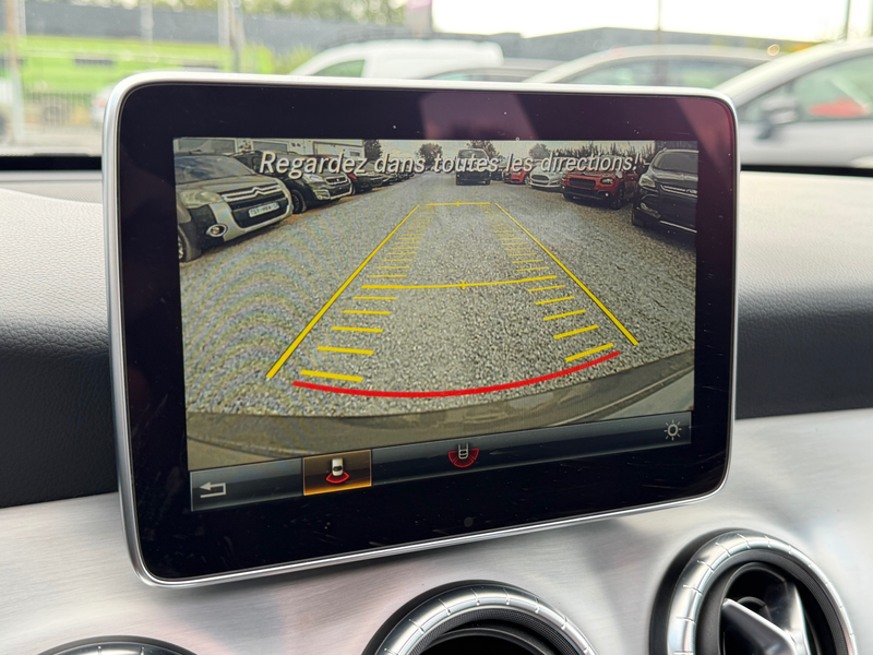 Mercedes-Benz CLA 200 200 d Shooting Break - Automatique - Pack AMG - Toit Pano — photo 13