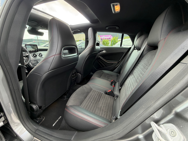 Mercedes-Benz CLA 200 200 d Shooting Break - Automatique - Pack AMG - Toit Pano — photo 9