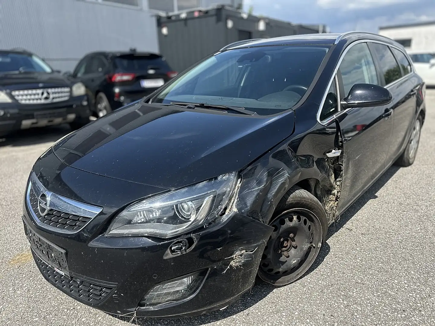 Opel Astra ST 1,7 Ecote CDTI Sport Schwarz - 2