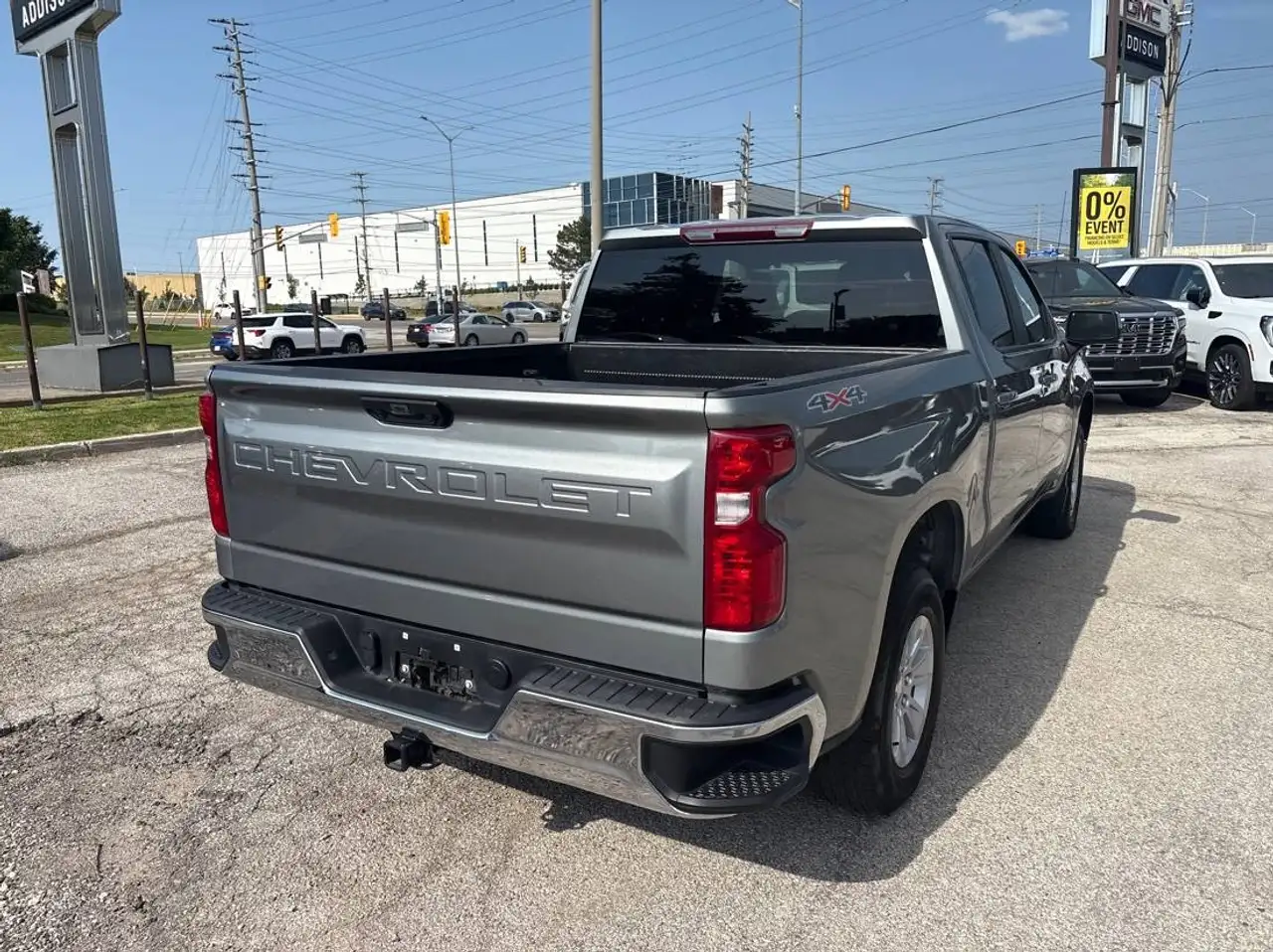 Chevrolet Silverado 1500 photo Chevrolet Silverado 1500