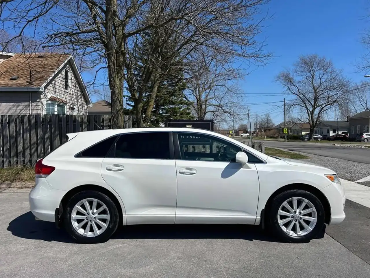 Toyota Venza снимка Toyota Venza