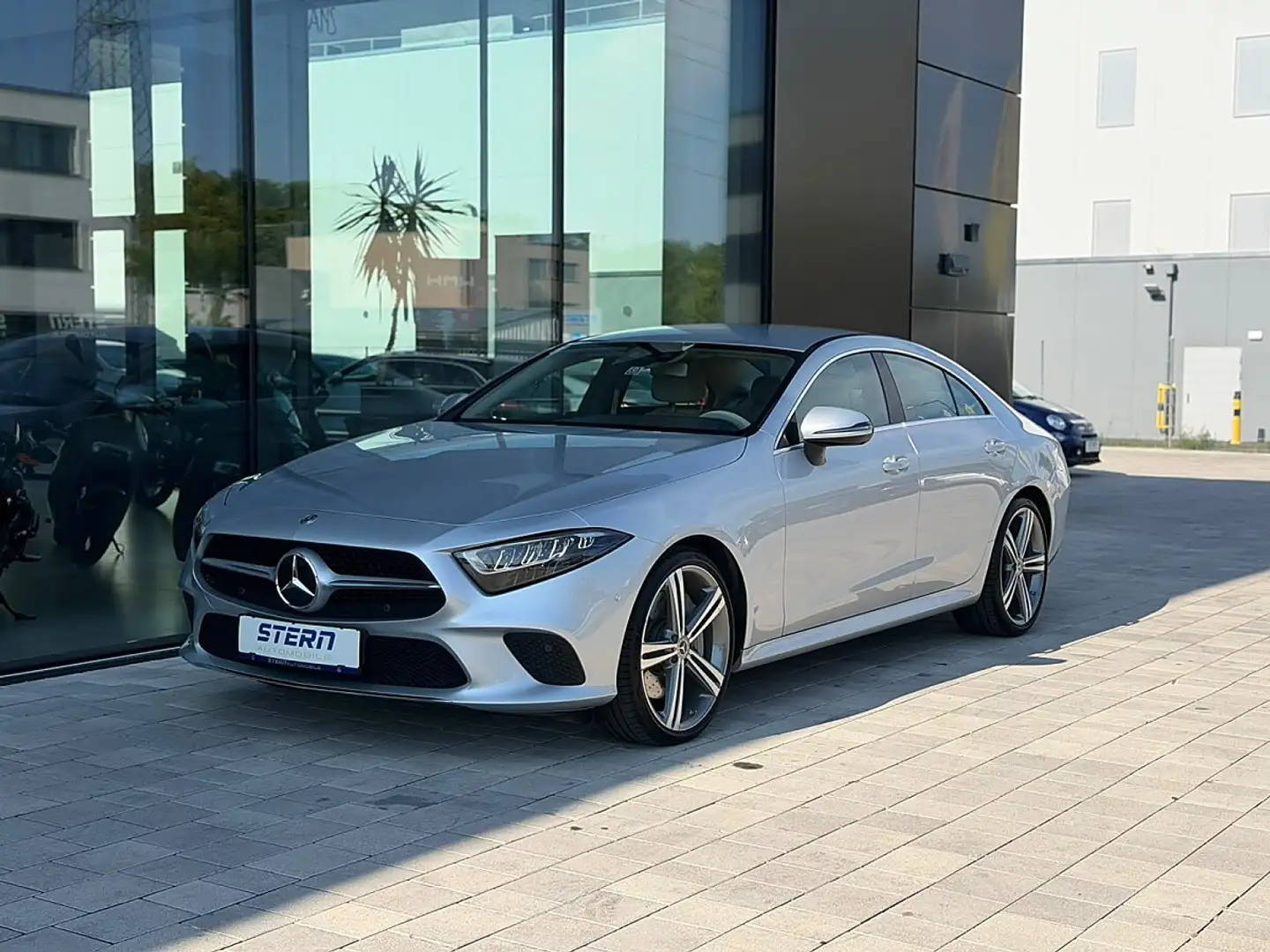 Mercedes-Benz CLS 450 4MATIC Aut. Silber - 1