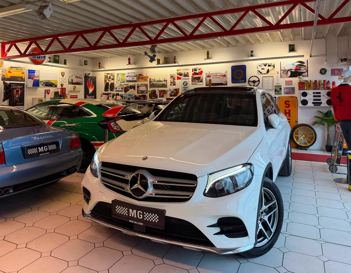 Mercedes-Benz GLC 250 GLC 250 d 4Matic AMG-Line Panorama Weiß - 2