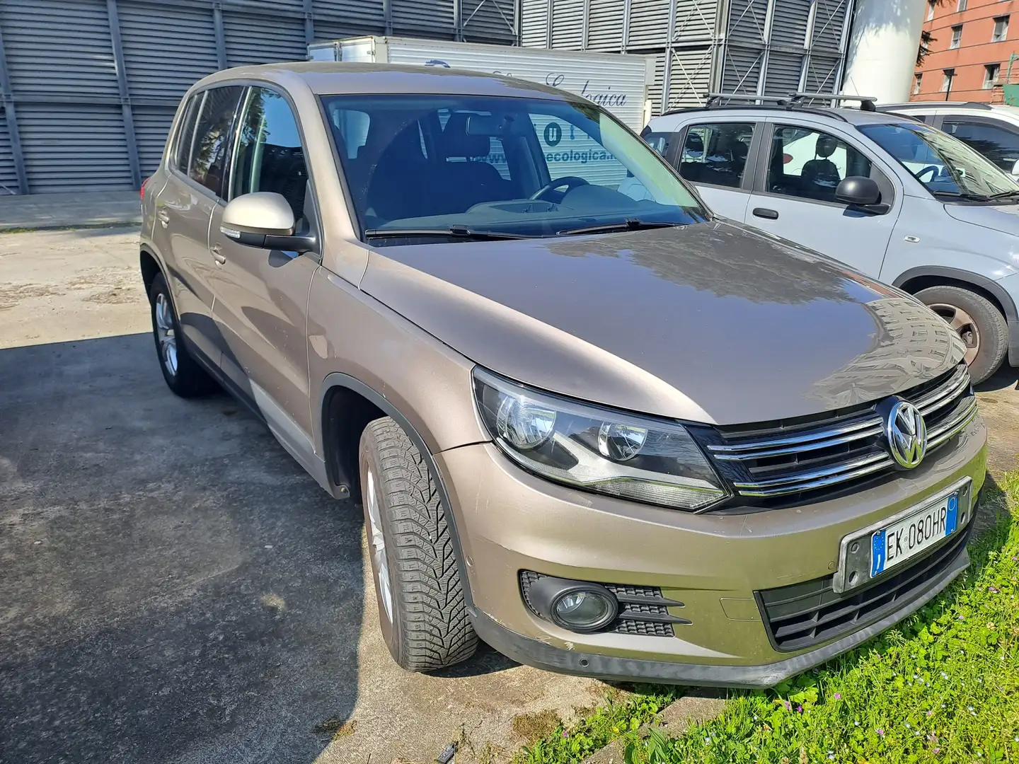 Volkswagen Tiguan Tiguan I 2011 2.0 tdi bm Trend Beige - 2