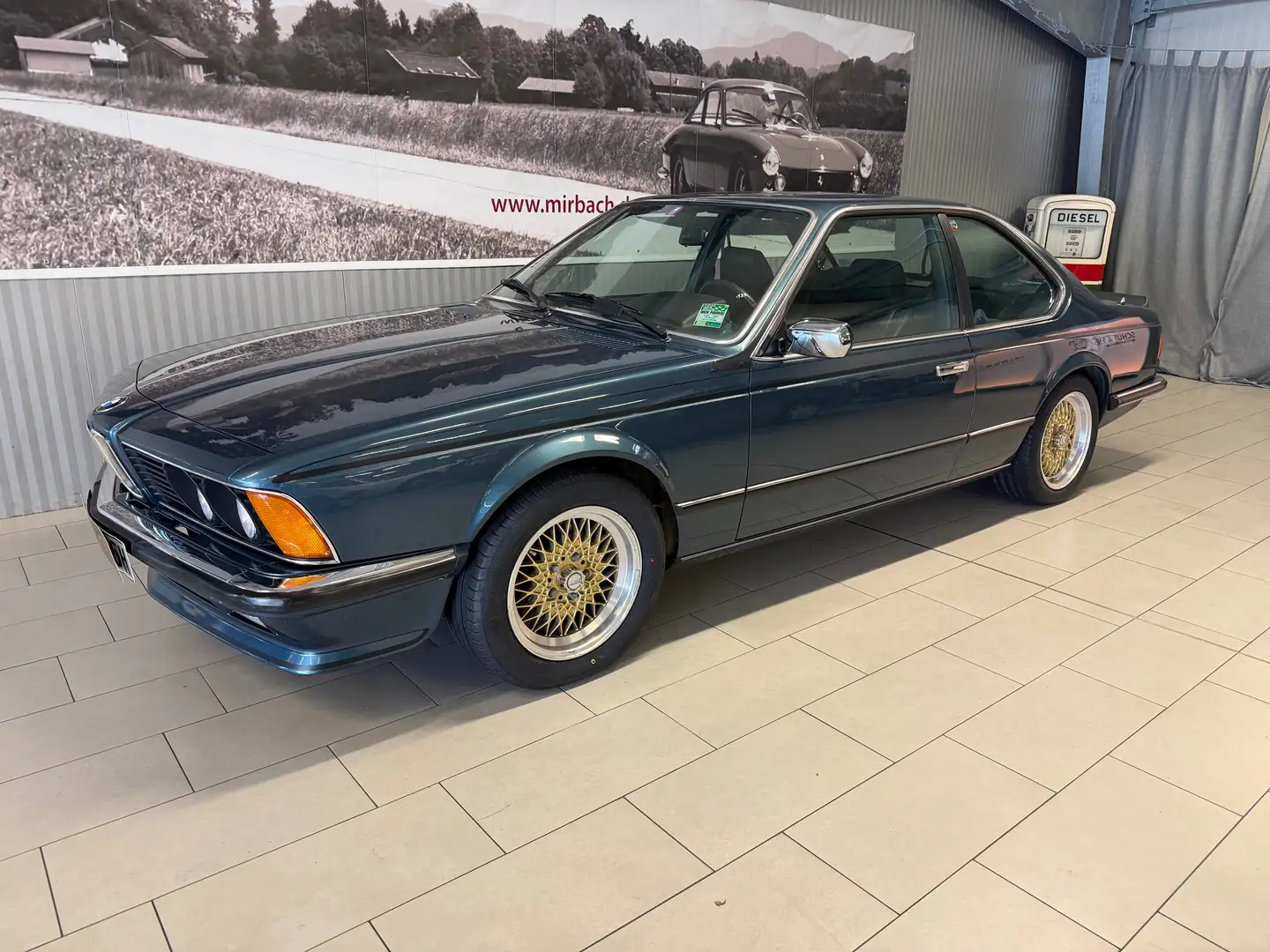 BMW 635 635 CSi - deutsche EA, Erstlack, Schiebedach Verde - 2