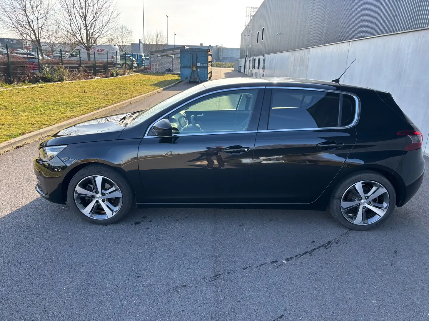 Peugeot 308 308 PureTech 130ch S\u0026amp;S BVM6 Allure Noir - 2