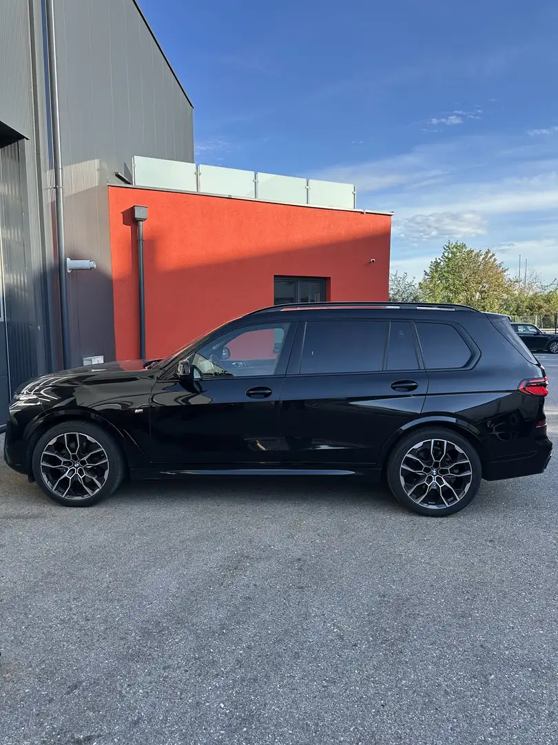 BMW X7 Vollausstatung|6 Sitzer| Pano| MwSt. - 2