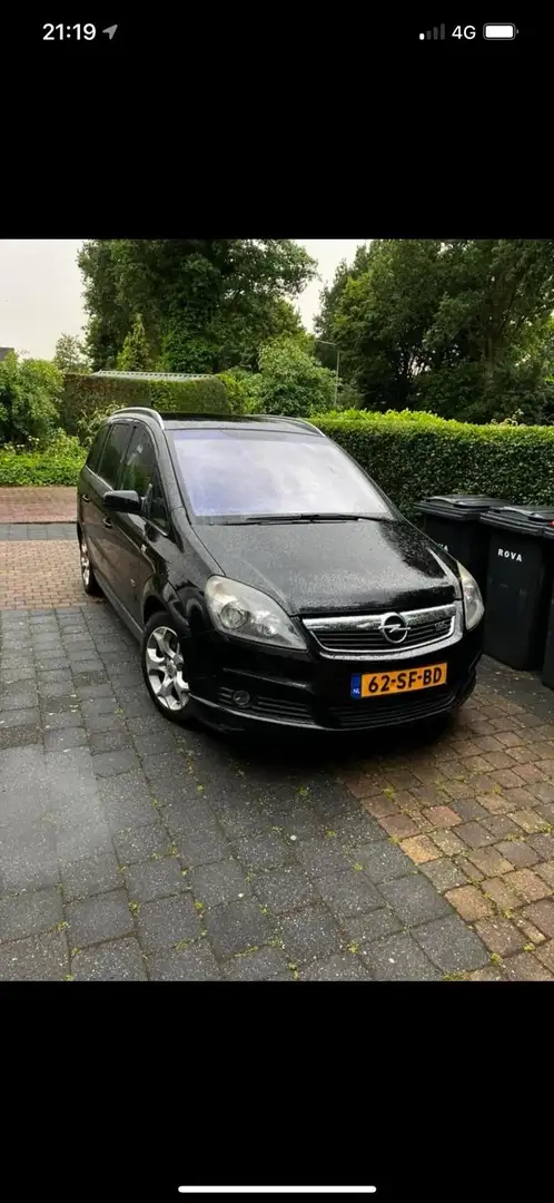 Opel Zafira 2.2 Cosmo - 2