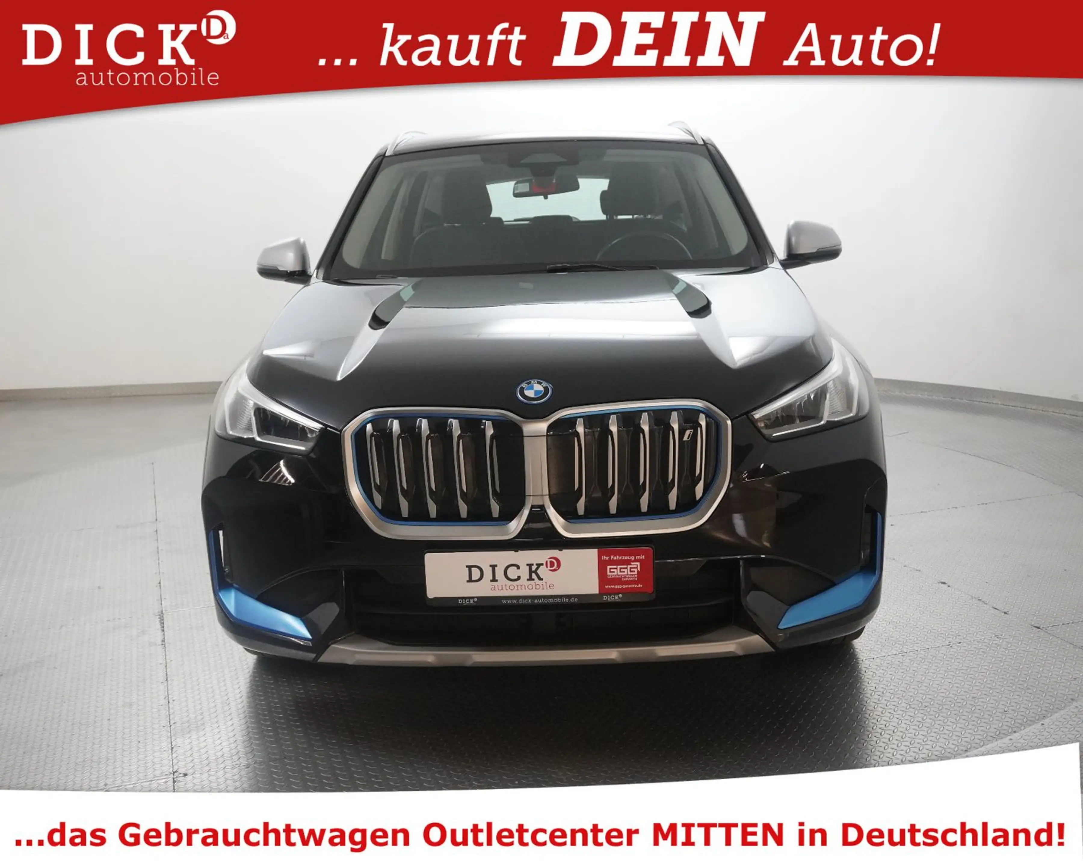 BMW iX1 30 xDr xLINE PROF+VIRTU+LAM+LEDER+SHZ+HIFI+M — photo 3
