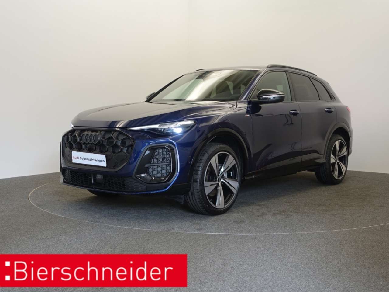Audi Q5 — Audi Q5 SUV S line TFSI quattro tronic edition one 5J PANO