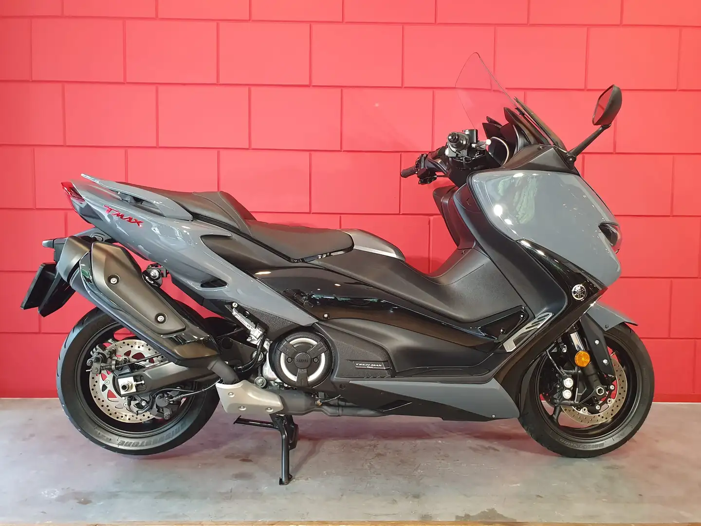 Yamaha TMAX 560 T-MAX TECH MAX Grijs - 1