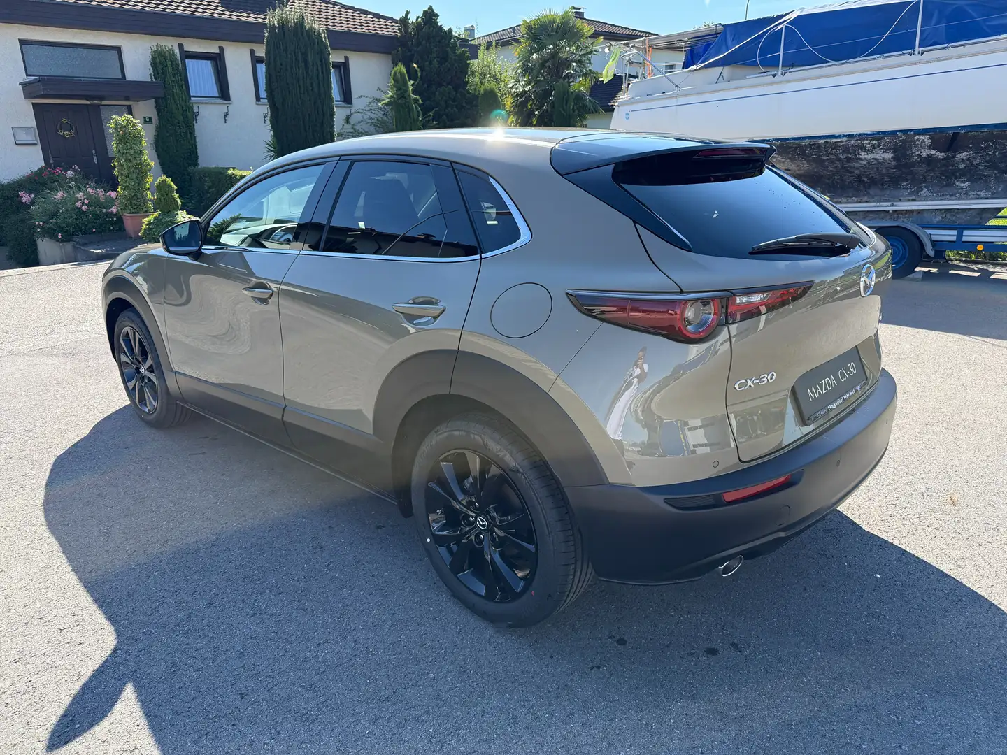 Mazda CX-30 e-Skyactive G140 Nagisa Aut. Braun - 2