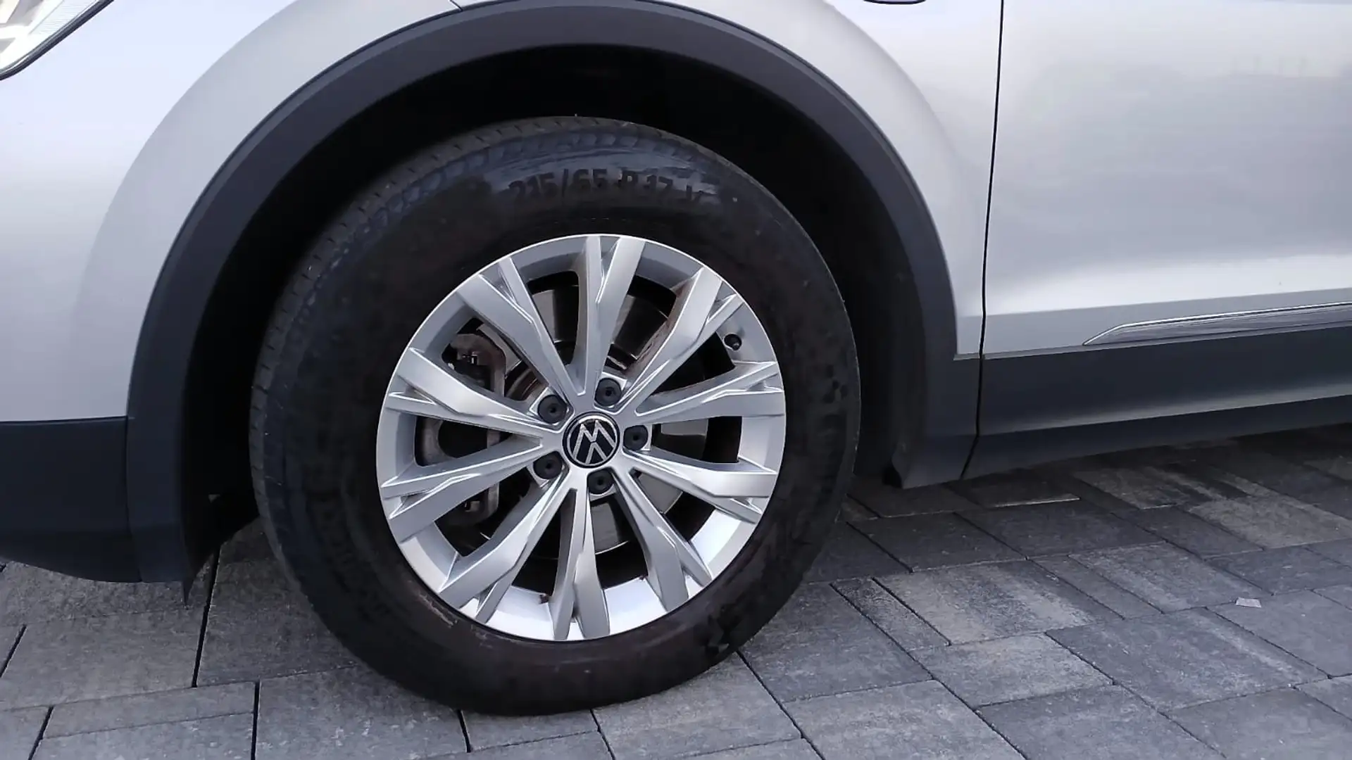 Volkswagen Tiguan Tiguan 1.4 tsi eh Life dsg *PREZZO PROMO* Grey - 2