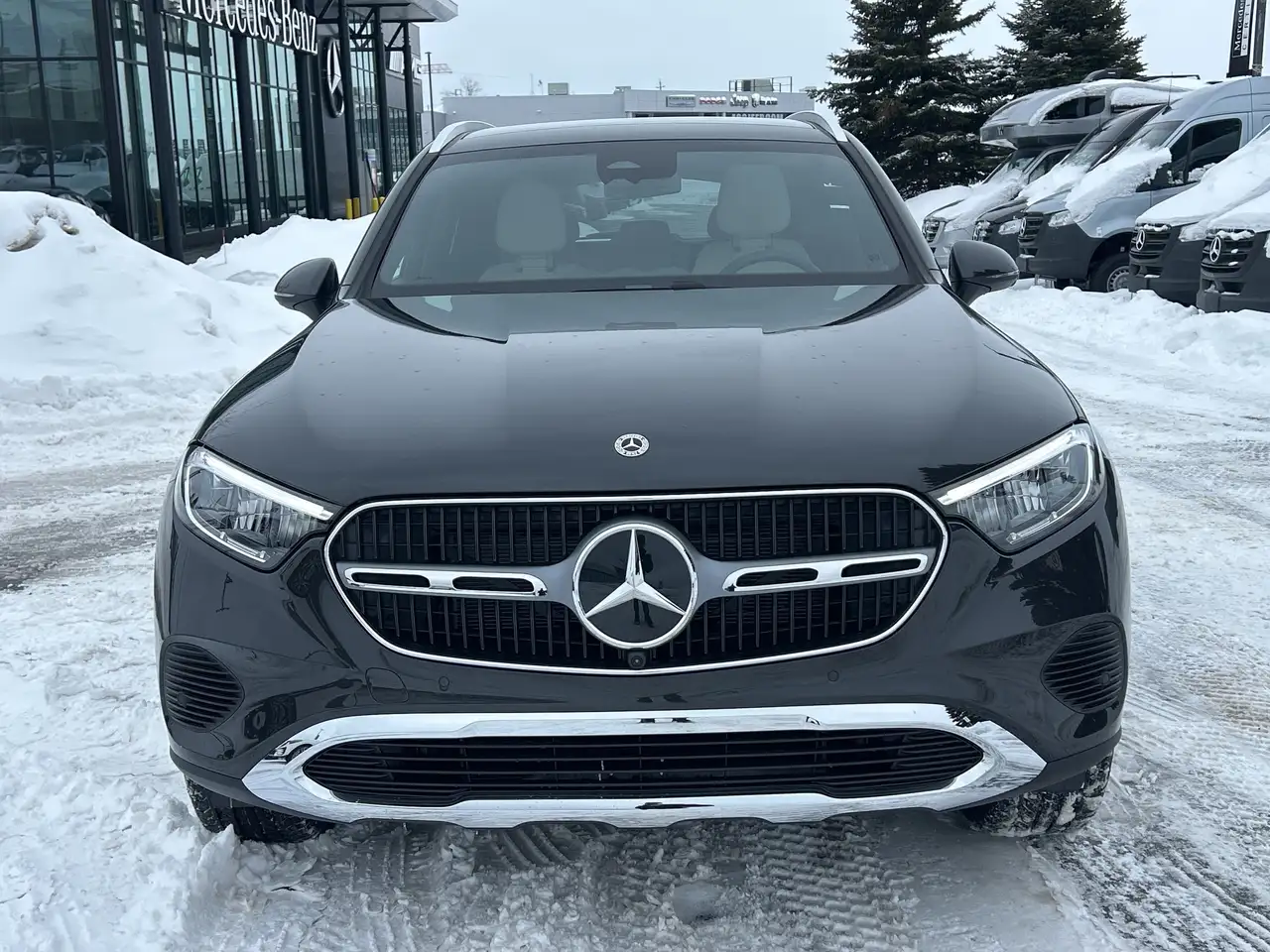 Mercedes-Benz GLC снимка Mercedes-Benz GLC