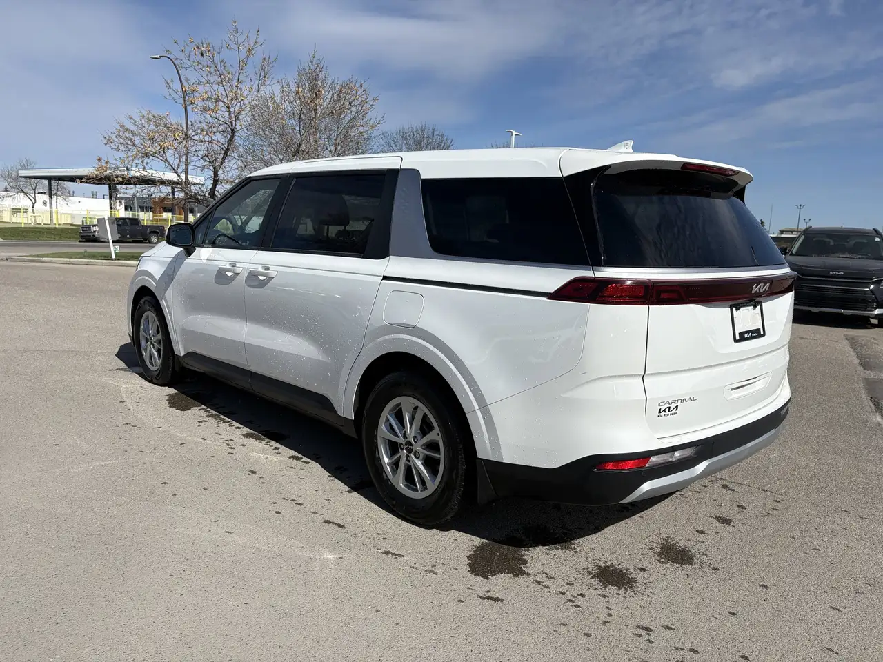 Kia Carnival снимка Kia Carnival