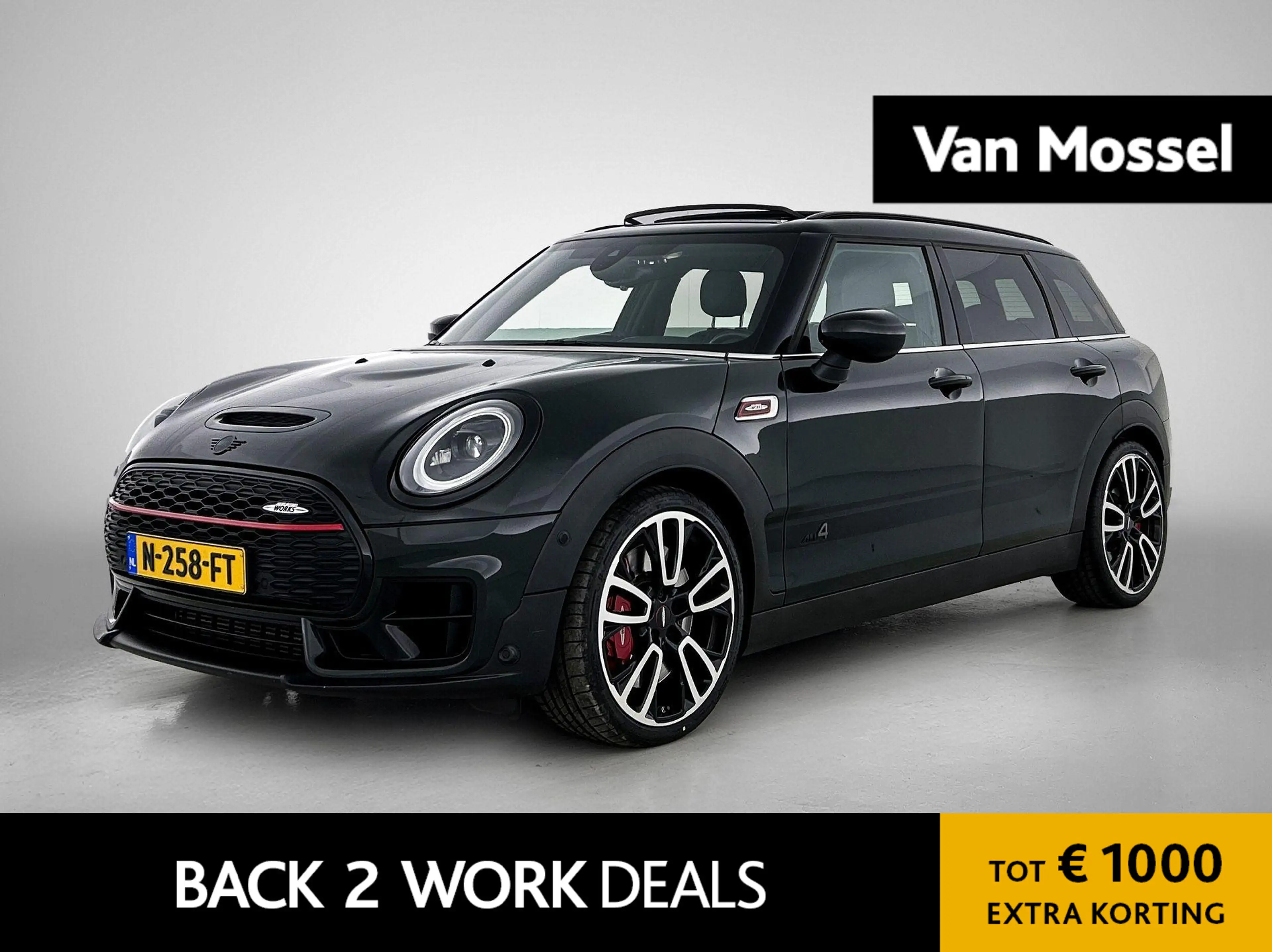 MINI John Cooper Works Clubman 2.0 JCW ALL4 | Automaat | Panoramadak | Navigatie