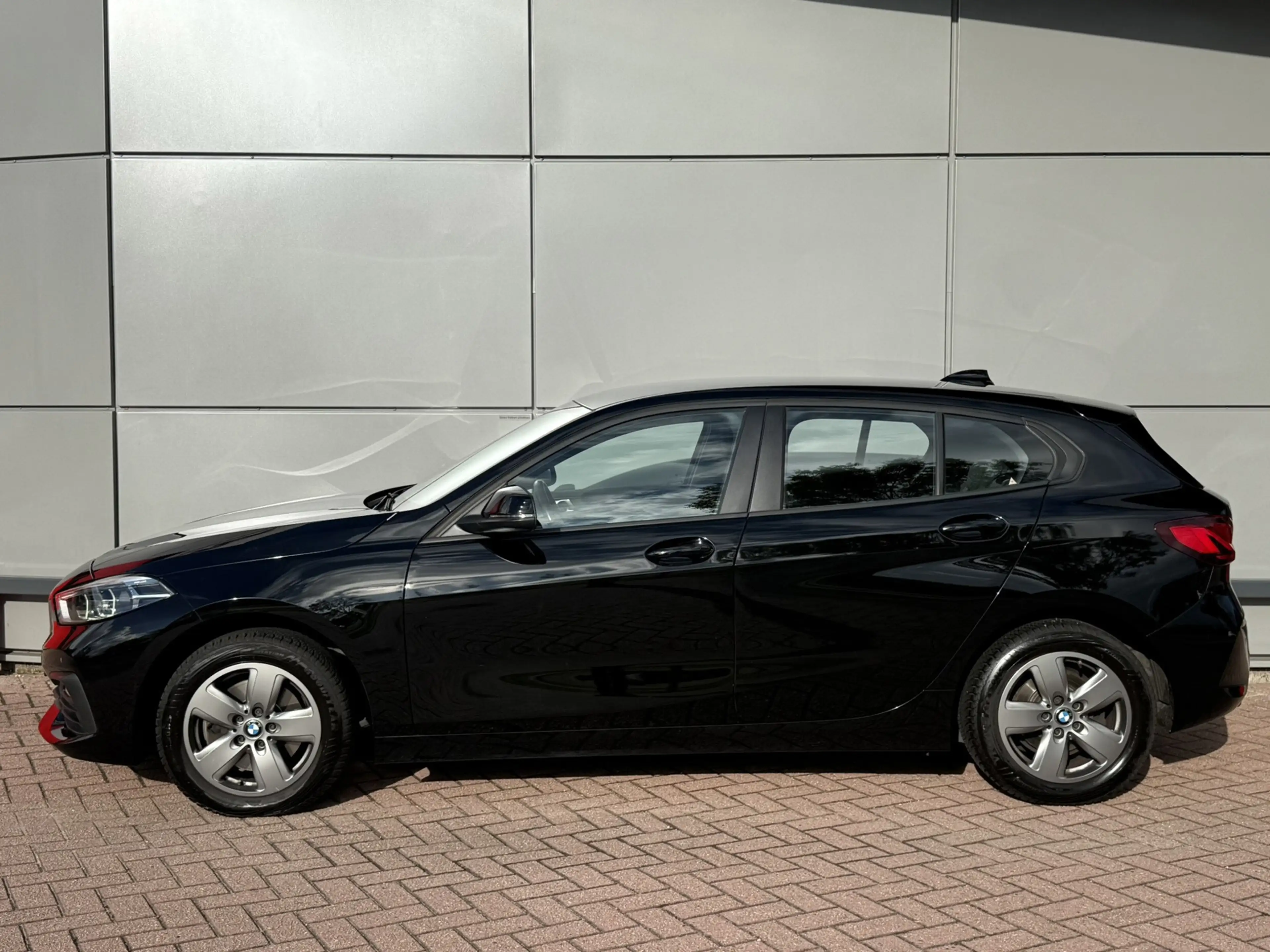 BMW 118 1-serie 118i Business Edition | 1e Eigenaar | Deal — photo 2