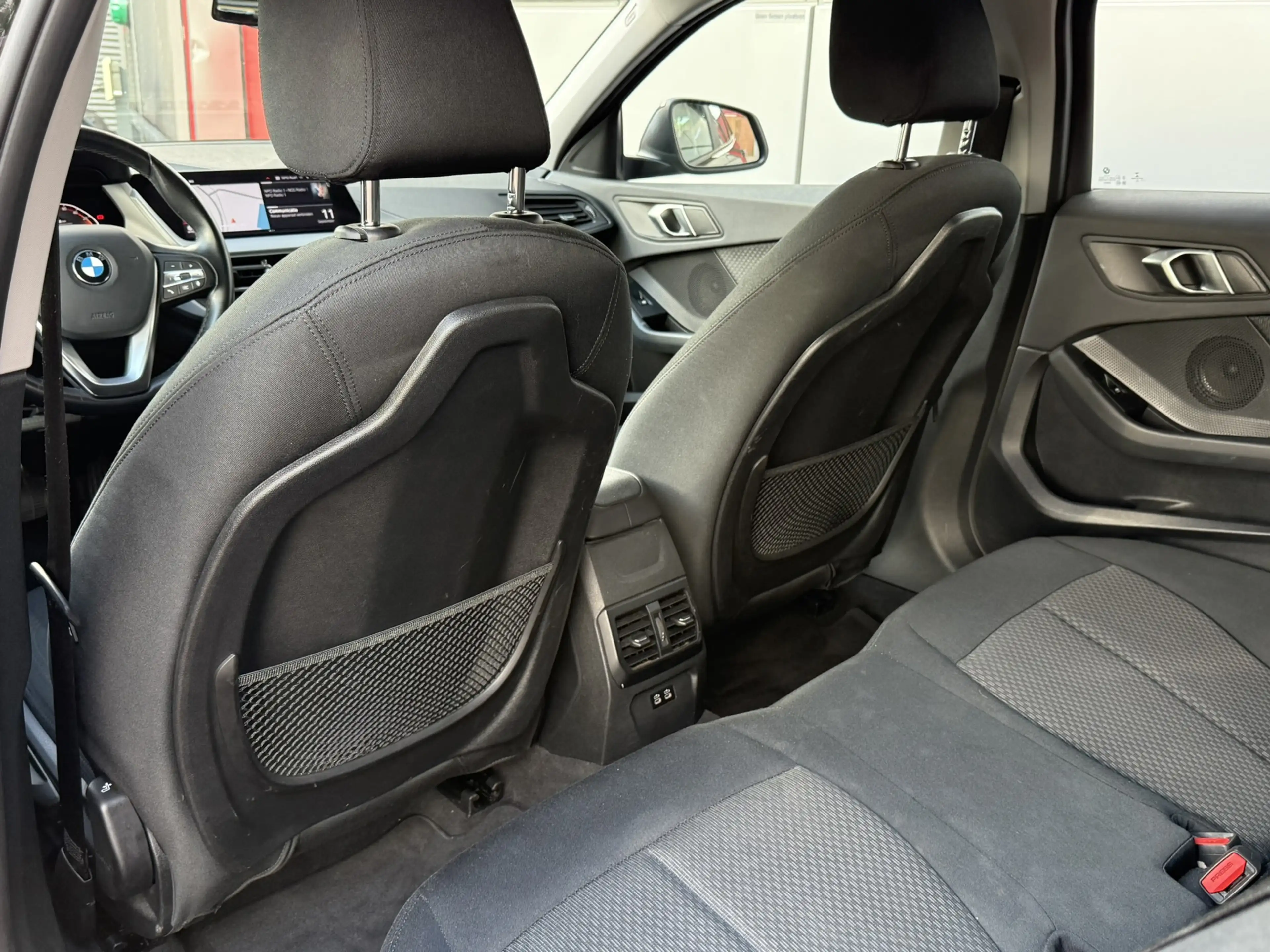 BMW 118 1-serie 118i Business Edition | 1e Eigenaar | Deal — photo 11