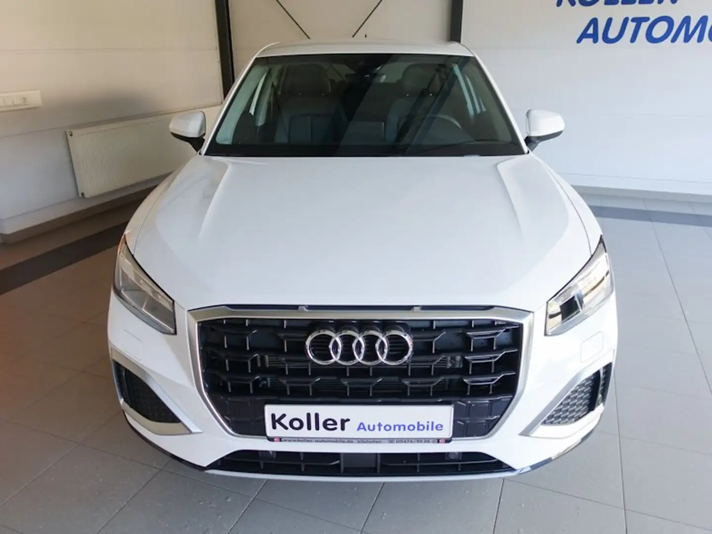 Audi Q2 advanced 30 TFSI +AHK+Matrix-LED+Keyless bijela - 2