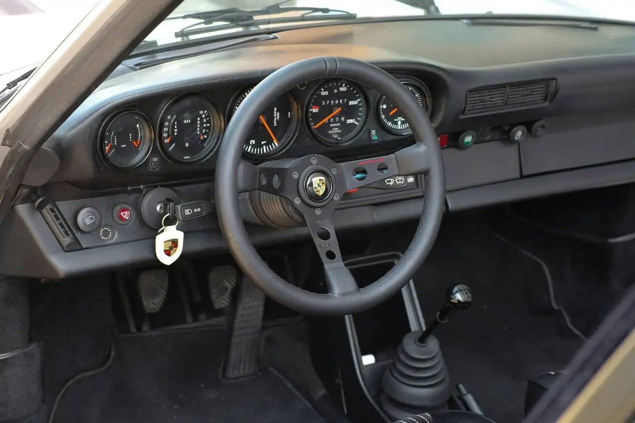 Porsche 911 Carrera 3.0 Targa, foto 7
