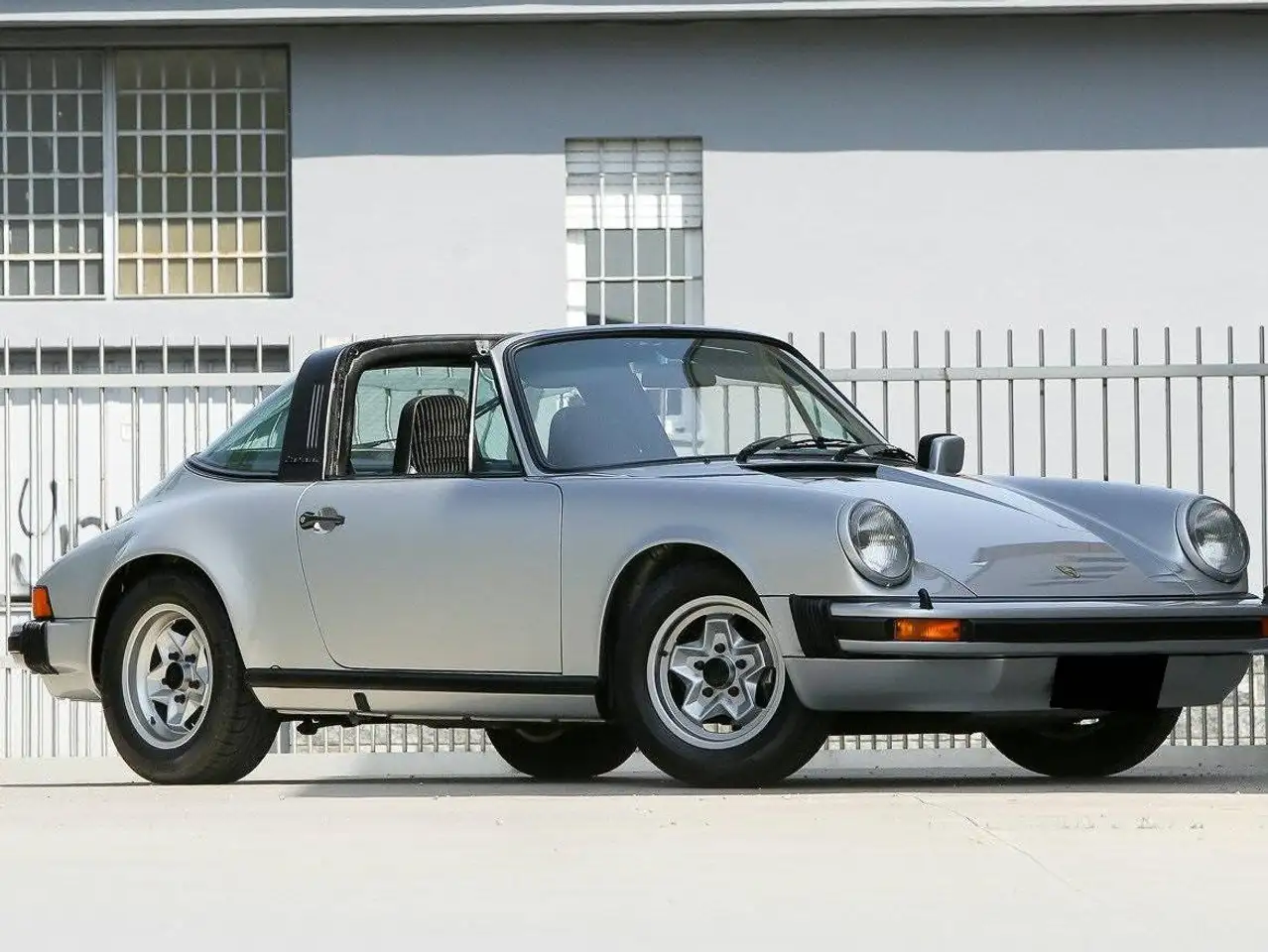 Porsche 911 Carrera 3.0 Targa, foto 1