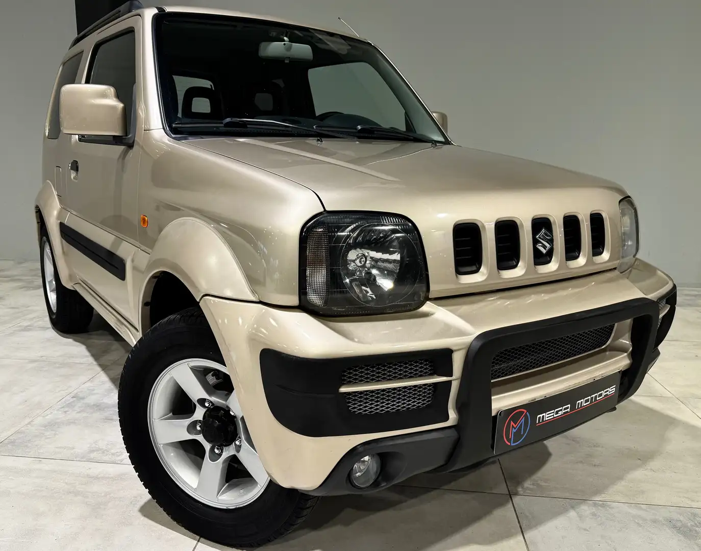 Suzuki Jimny 1.3i JLX B.AUTO NAVi AiRCO BLUETOOTH GARANTiE 1AN Bronce - 1