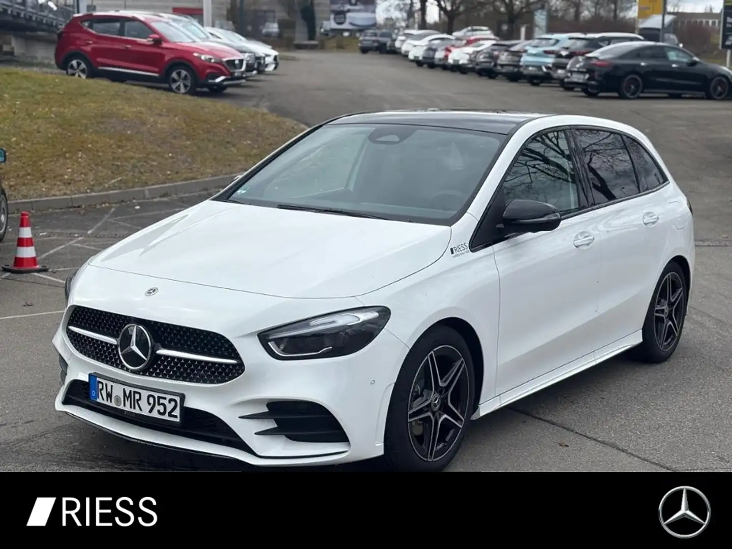 Mercedes-Benz B 200 d AMG+AHK+PANO+MULTIBEAM+360°+DISTRONIC+ Wit - 1
