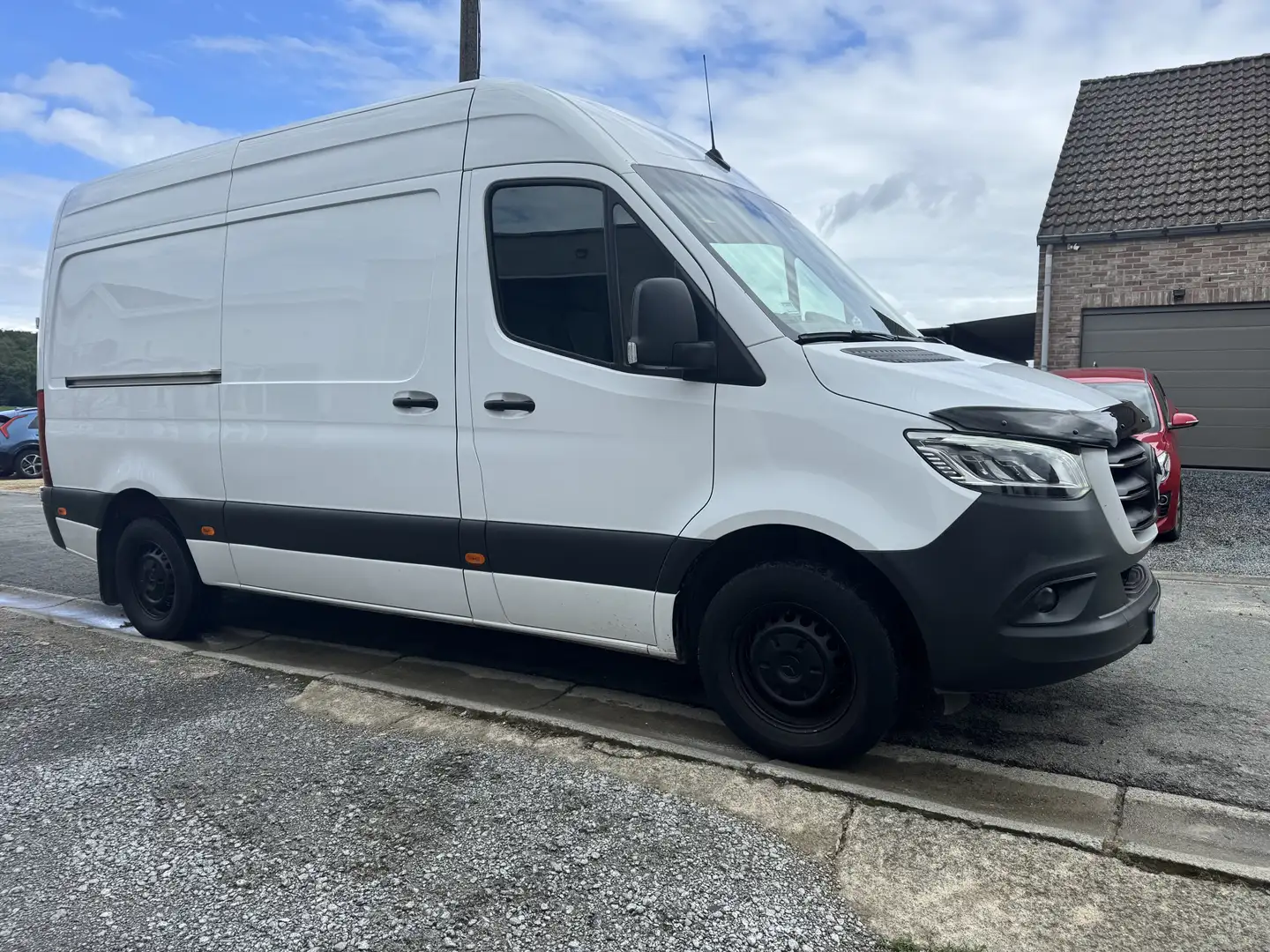 Mercedes-Benz Sprinter 319 2.0 CDI L2H2 RWD 9G-tronic (EUVI-E) - 1