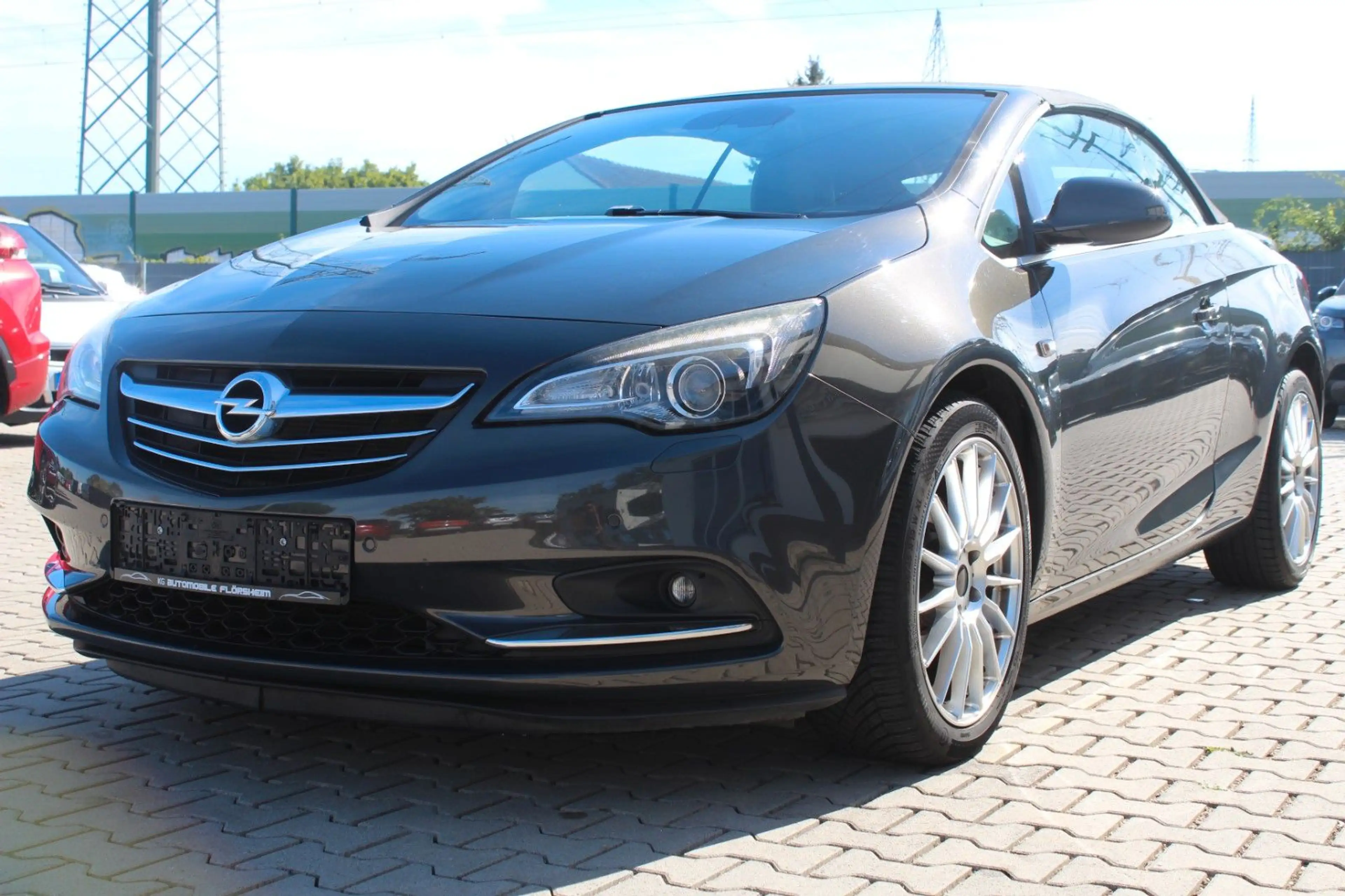 Opel Cascada 2.0 Cabrio Navi Sitzhzg Temp. R.Kamera — photo 3