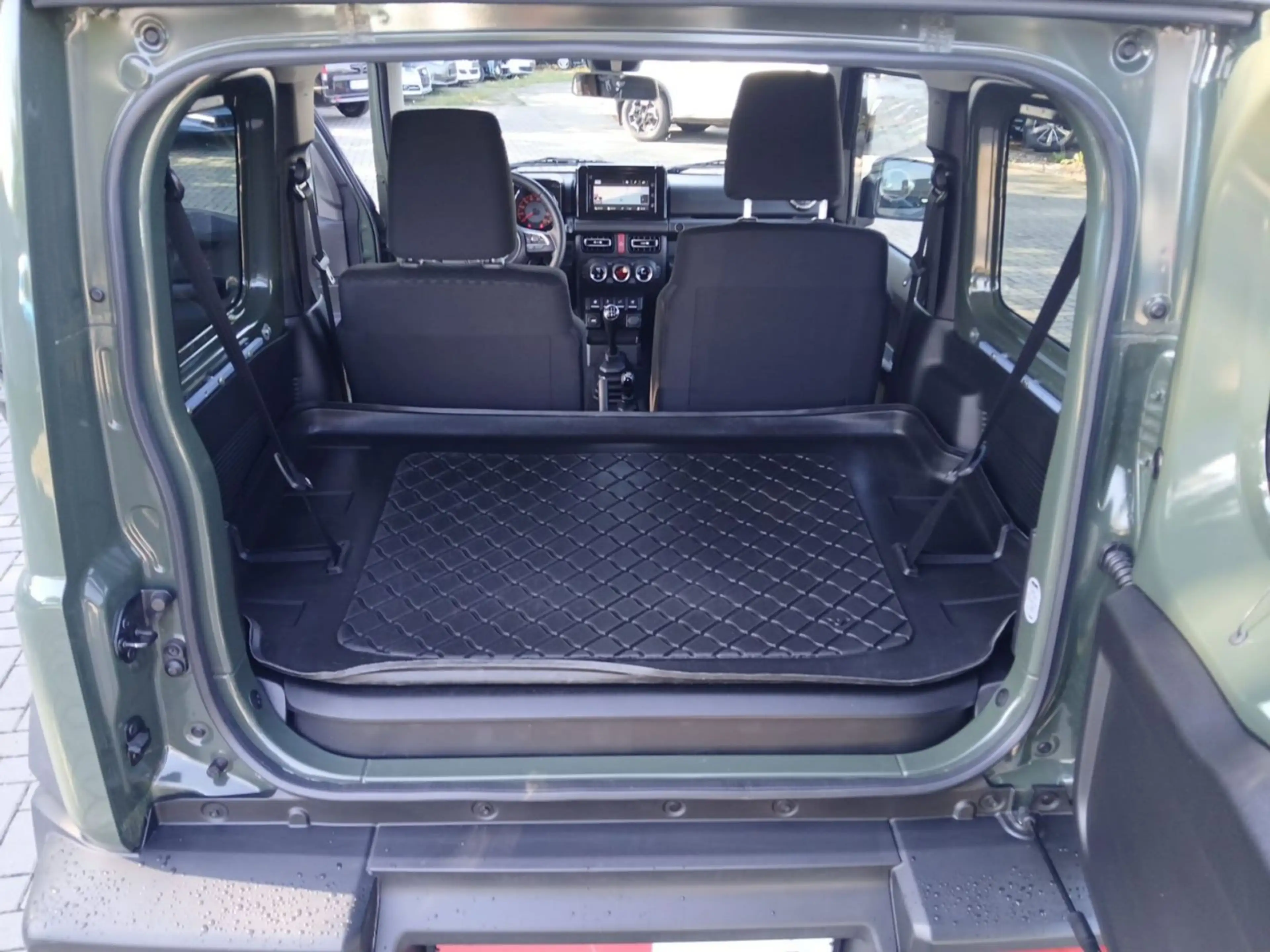 Suzuki Jimny 1.5 4x4 Comfort Radio-CD*Bluetooth*Klima — photo 13