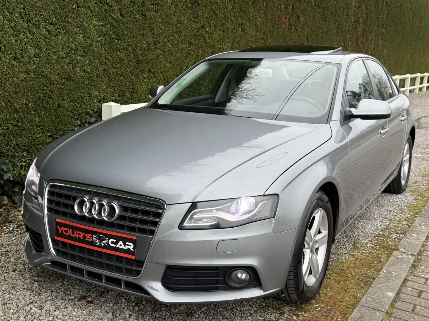 Audi A4 2.0 TDi Multitronic - Xenon - Toit Ouvrant - Clim Gris - 2