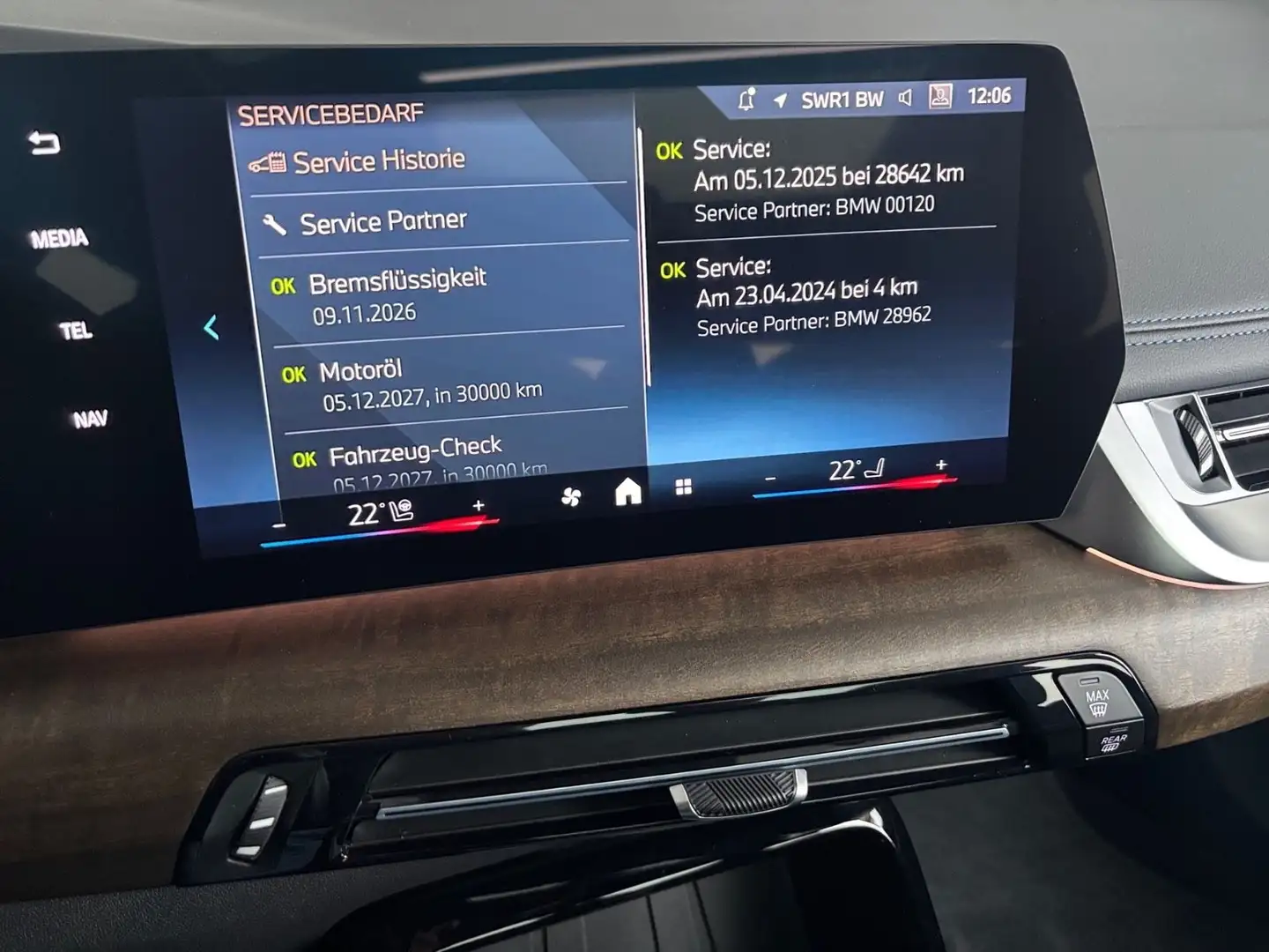 BMW 218 -- M Sport/Pano/AHK/19LM Blau - 2