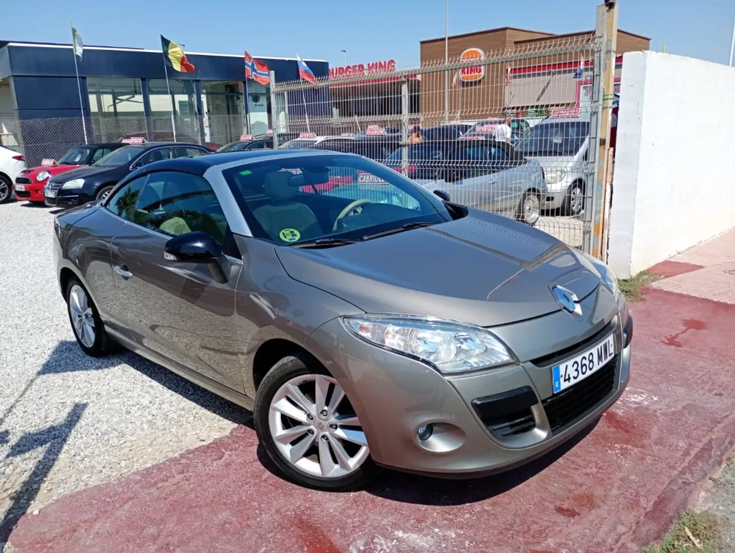 Renault Megane C.C. 1.5dCi Privilege EDC Beige - 2