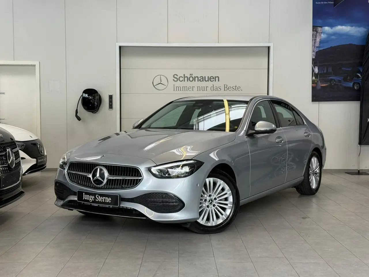 Mercedes-Benz C 180 AVANTGARDE ADVANCED+KEYLESS+TOTW+LED+CARPL