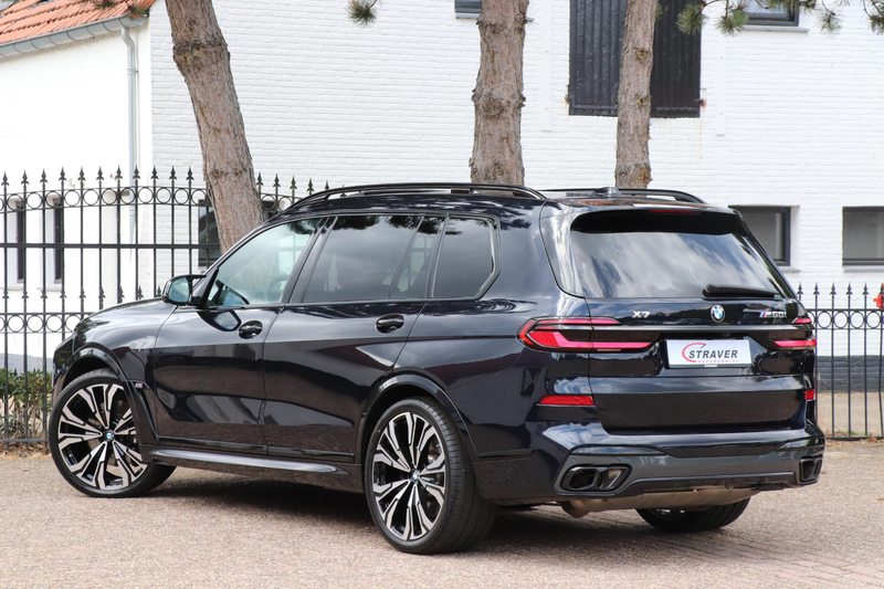 BMW X7 M60i xDrive |Exclusiv pack |Trekhaak | 7 Zits |Sky — photo 3