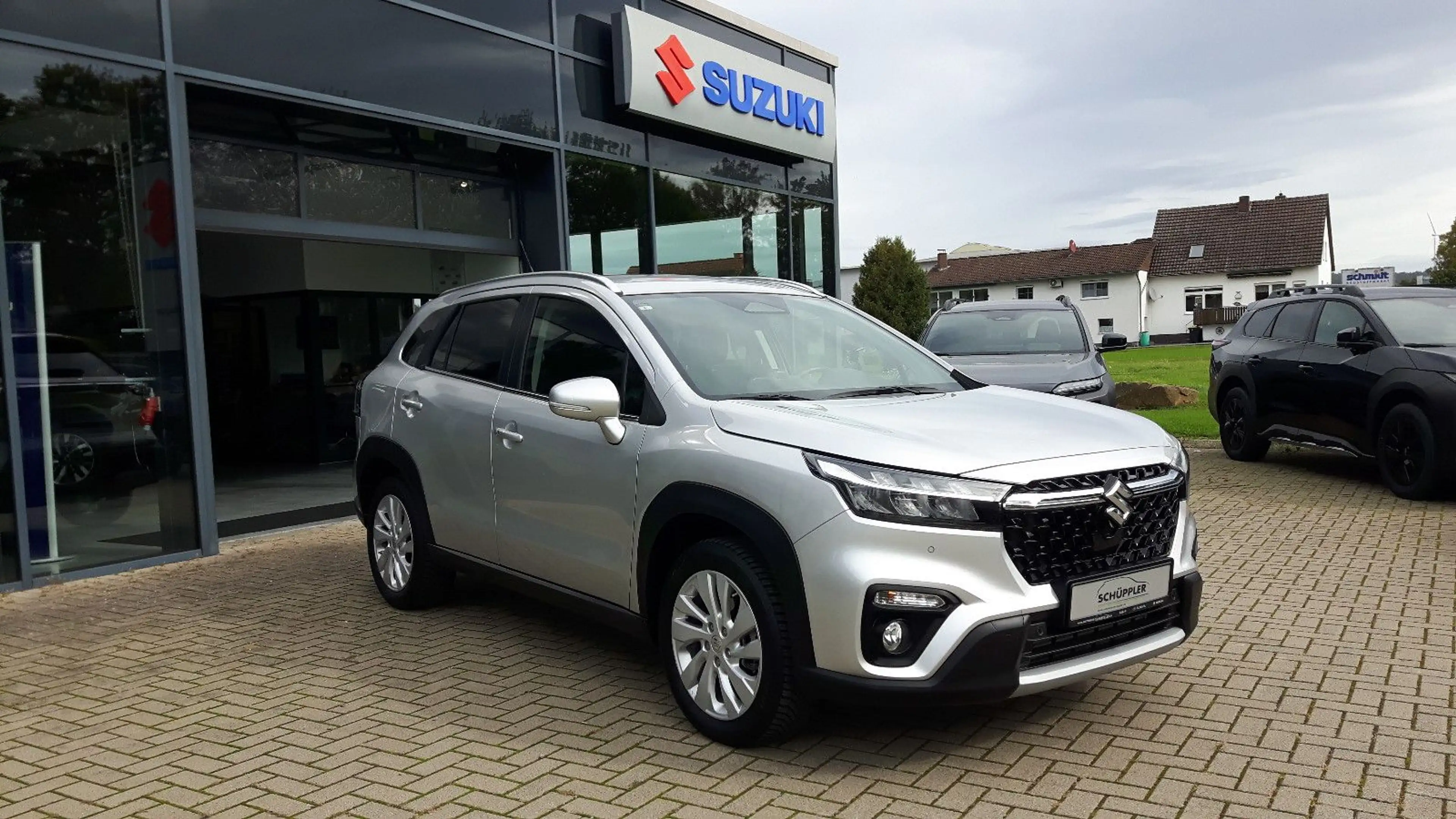 Suzuki SX4 S-Cross S-Cross 1,4 Comfort 6AT  HYBRID — photo 2