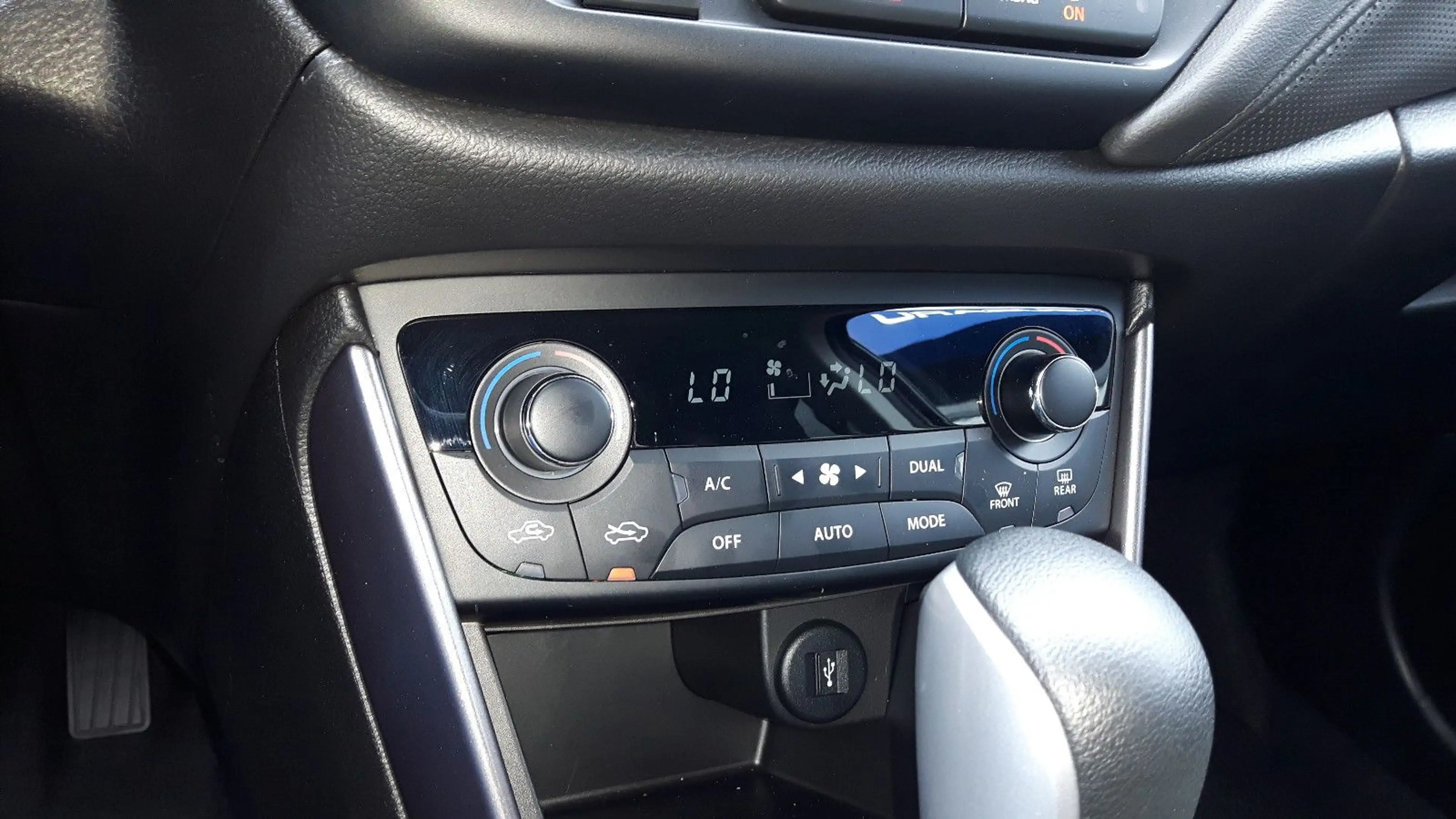 Suzuki SX4 S-Cross S-Cross 1,4 Comfort 6AT  HYBRID — photo 13
