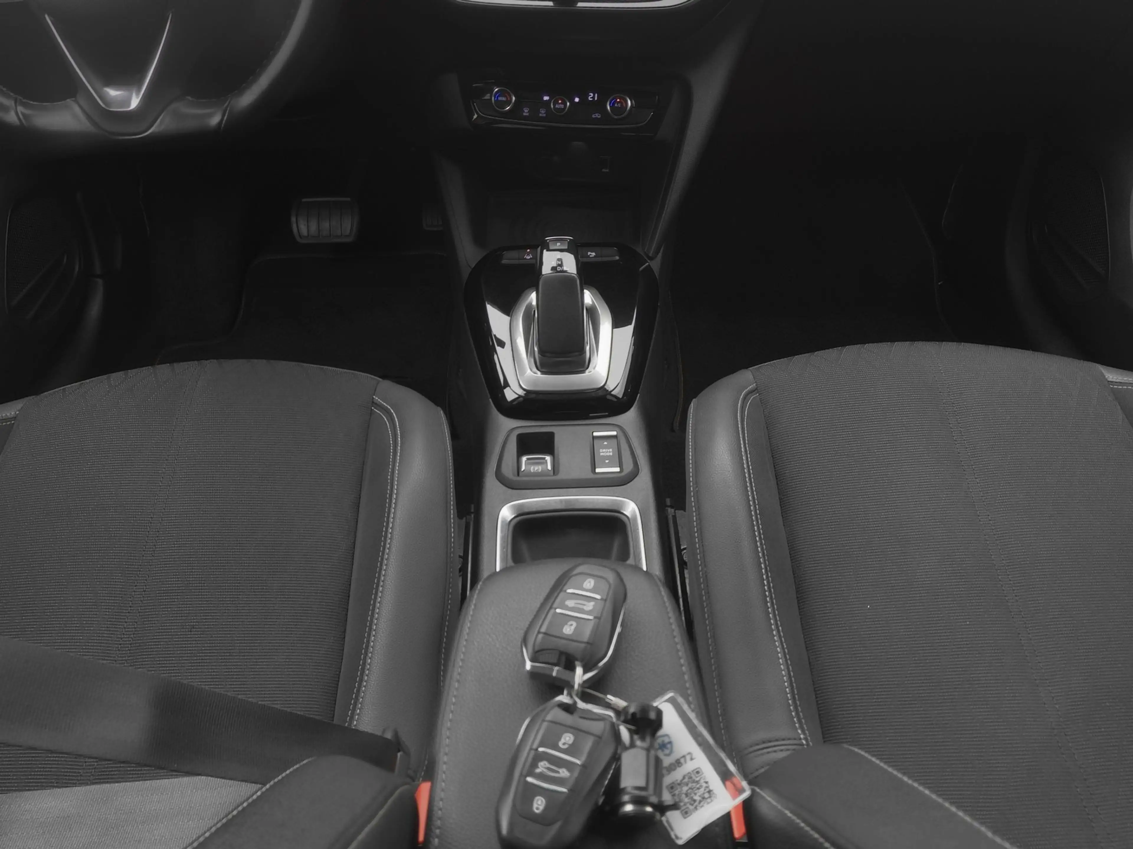 Opel Corsa-e Elegance 50 kWh | CAMERA | ADAPTIVE — photo 13