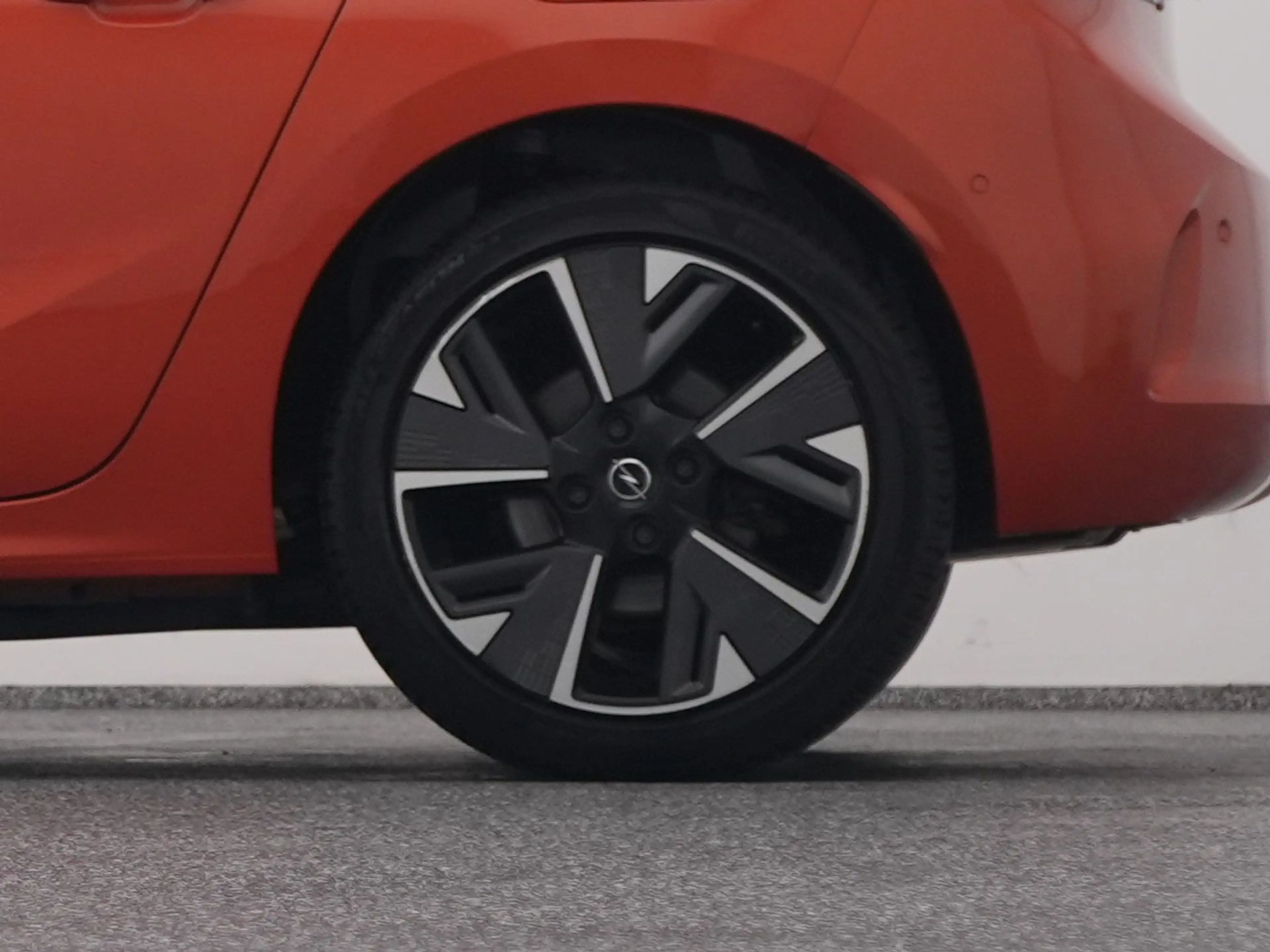 Opel Corsa-e Elegance 50 kWh | CAMERA | ADAPTIVE — photo 41
