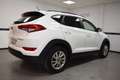 Hyundai TUCSON 1.6 GDi BlueDrive Klass 4x2 Weiß - thumbnail 4