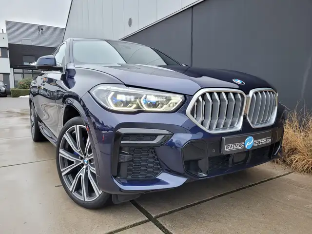 BMW X6 view 6