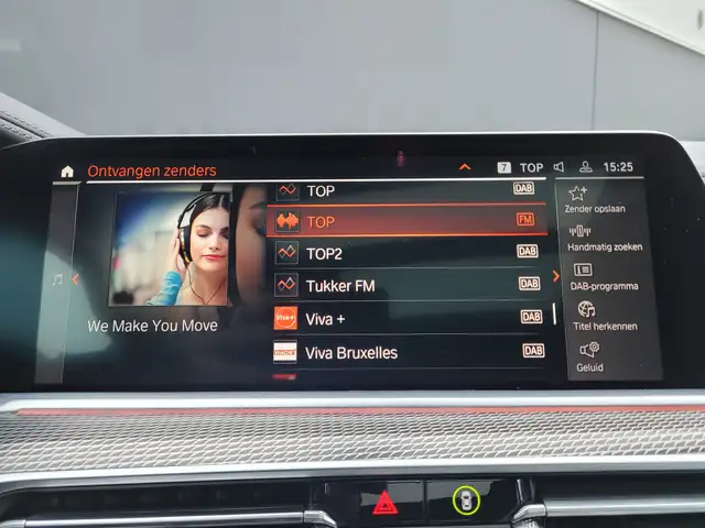 BMW X6 view 22
