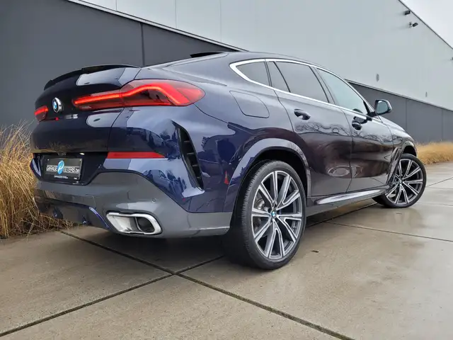 BMW X6 view 30