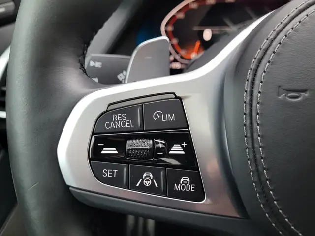 BMW X6 view 17